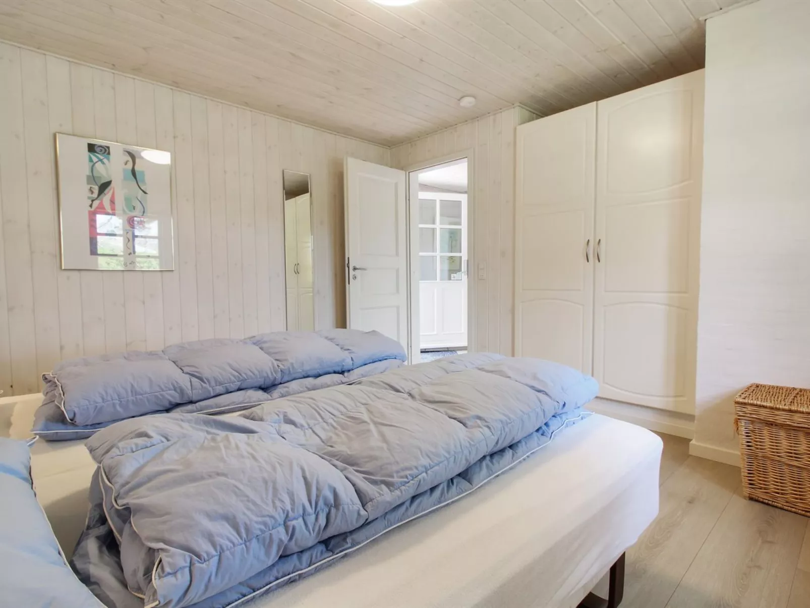 "Hillmari" - 200m from the sea-Inside