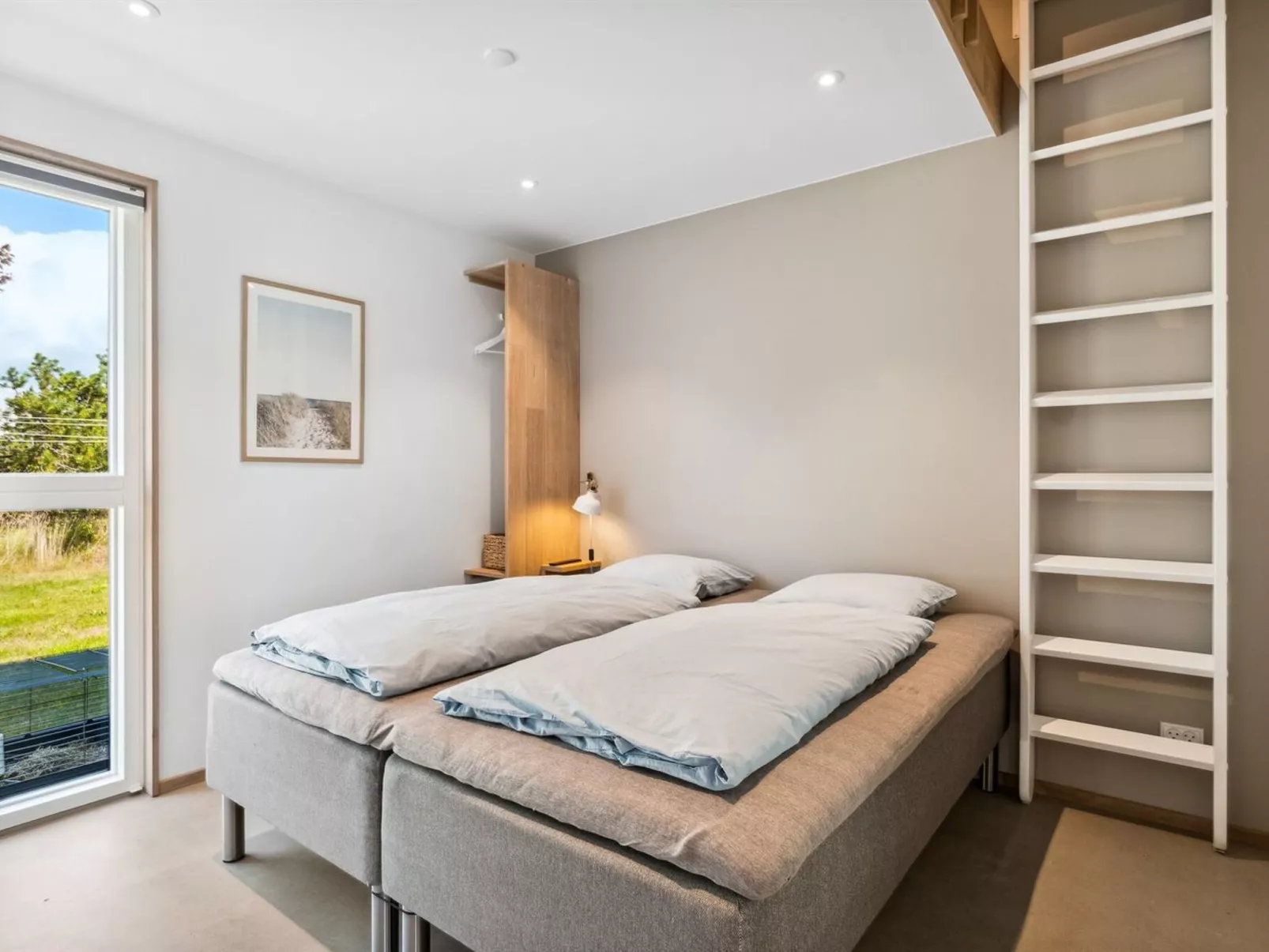 "Toyah" - 400m from the sea-Inside