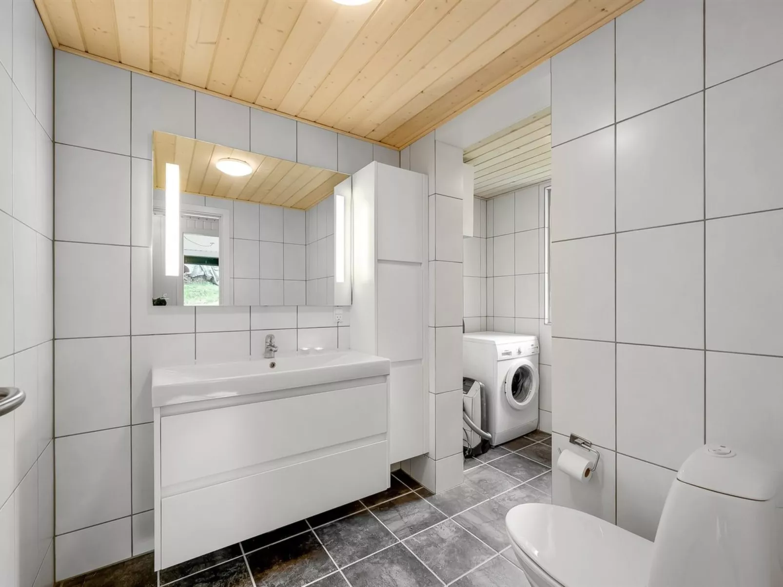 "Dwerg" - 300m to the fjord-Dedans