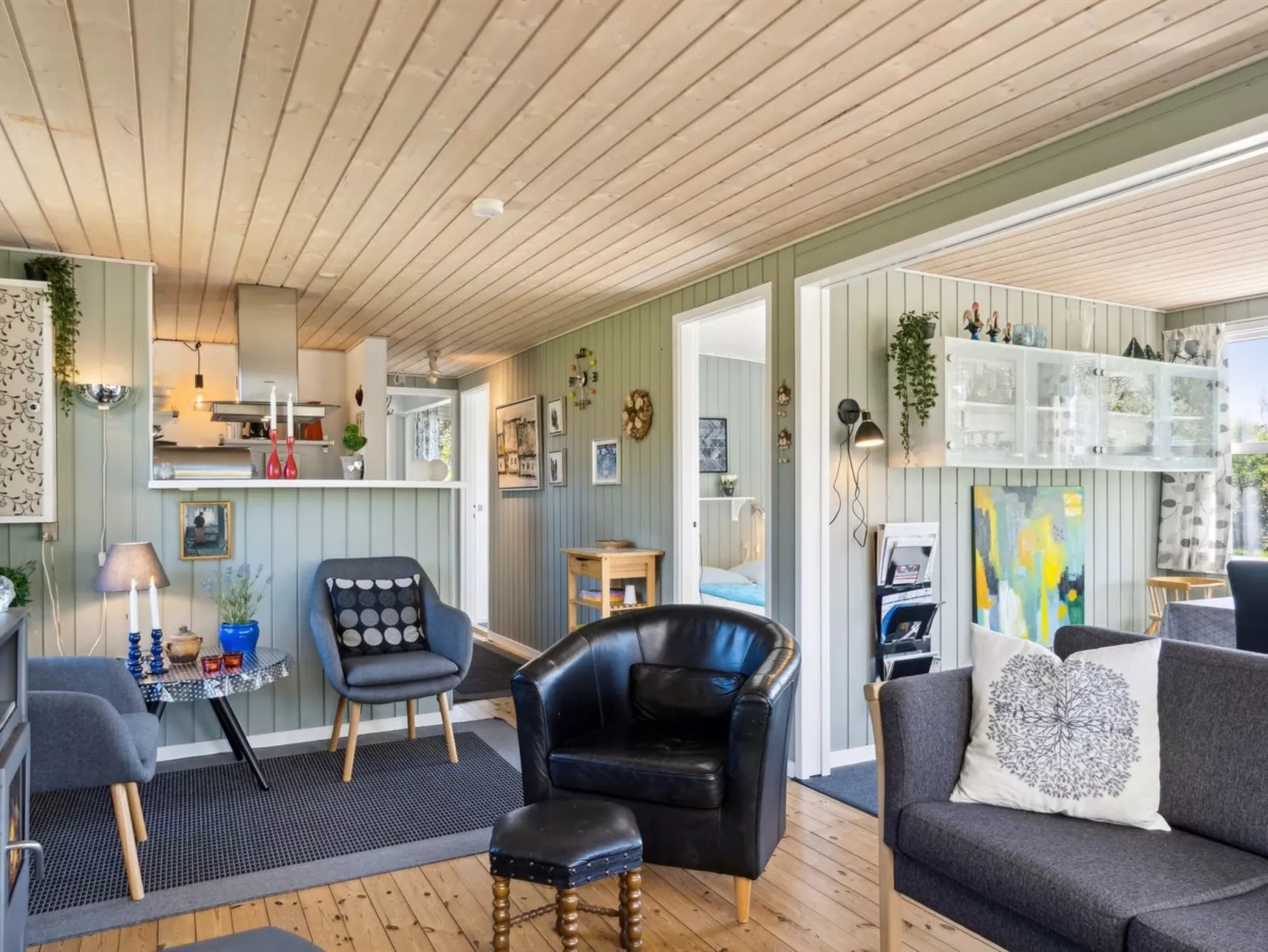 "Ønd" - 600m from the sea-Inside