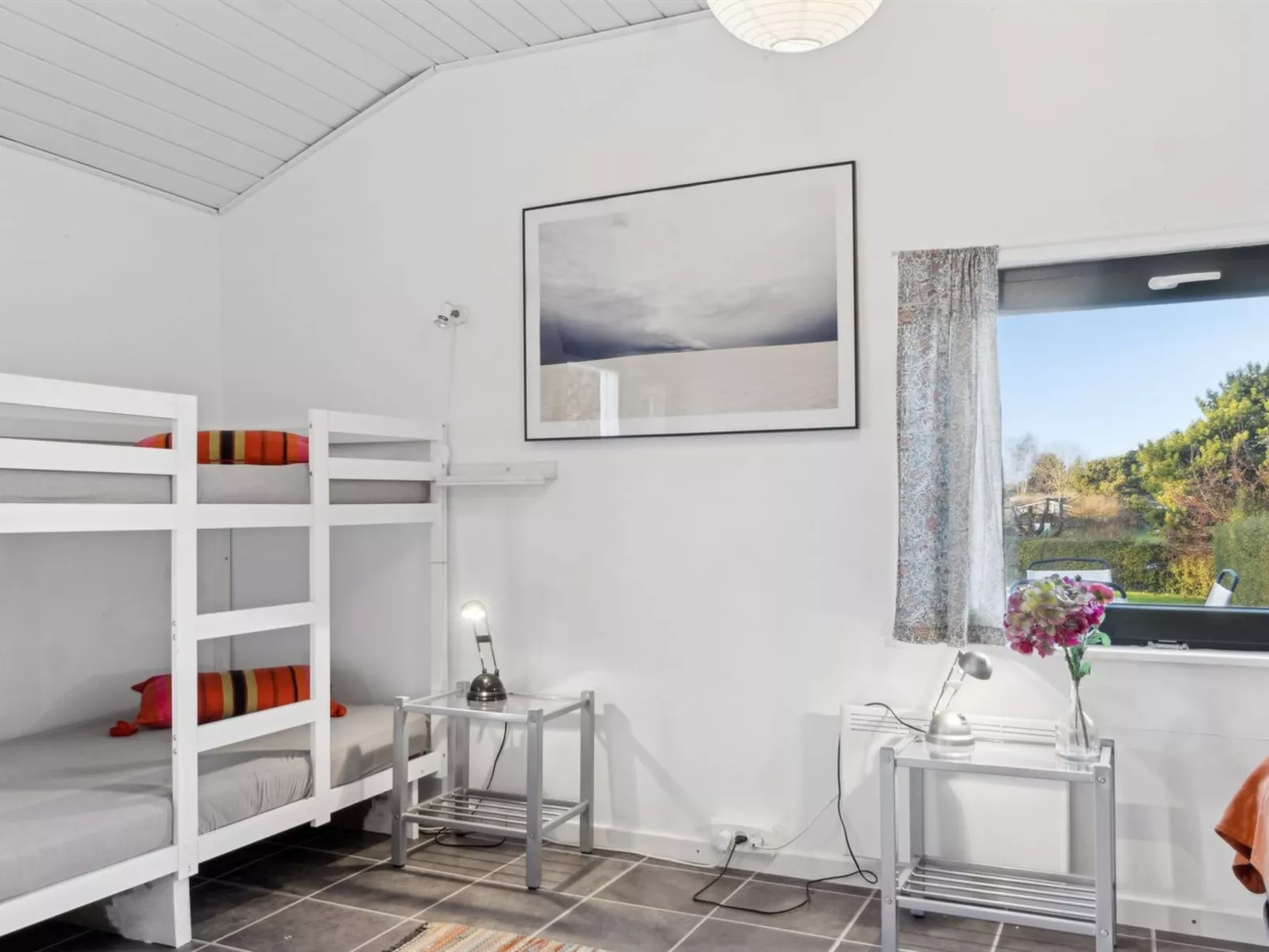 "Mikkeline" - 575m to the fjord-Dedans