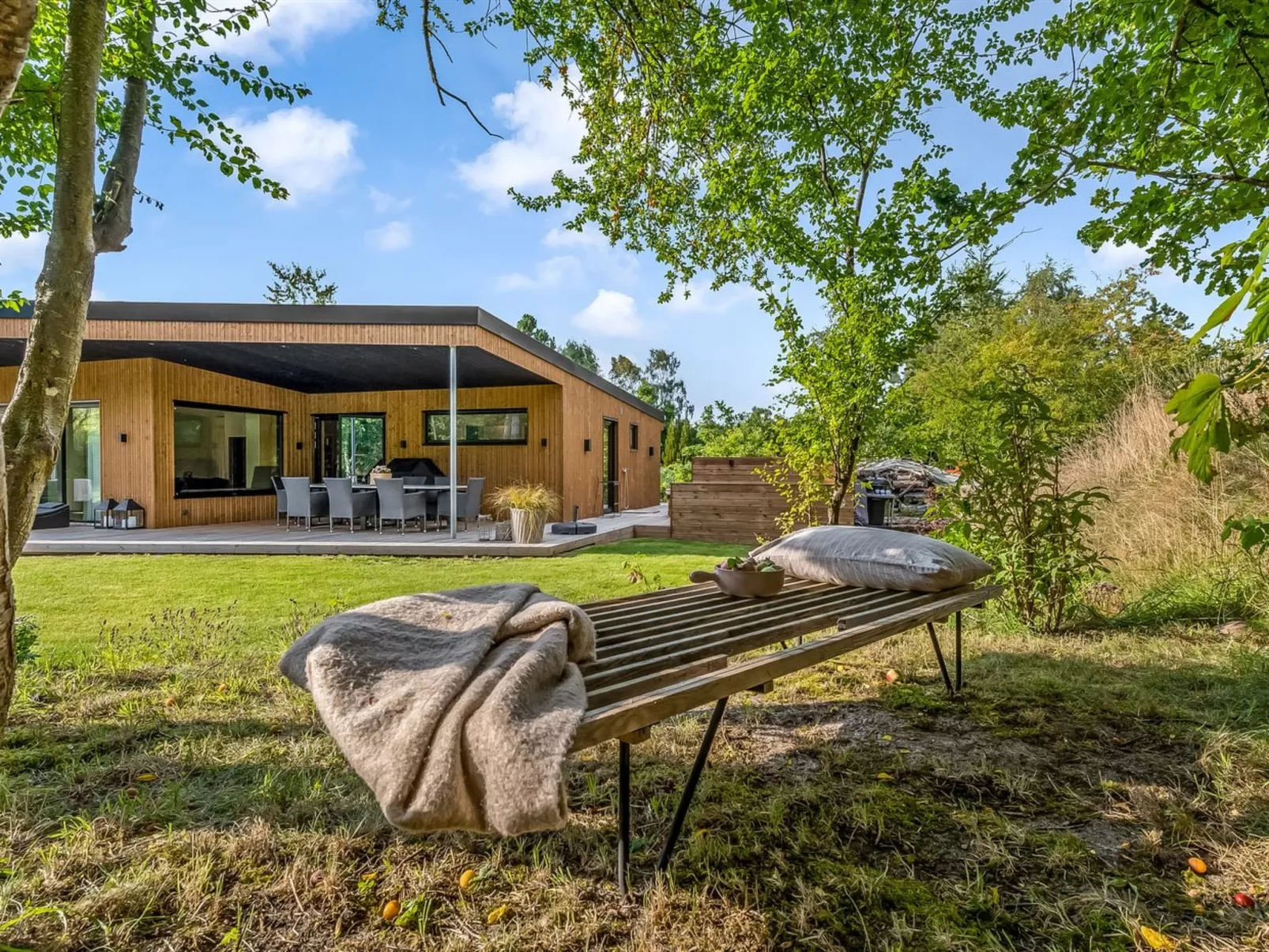 "Karlene" - 300m from the sea-Outside