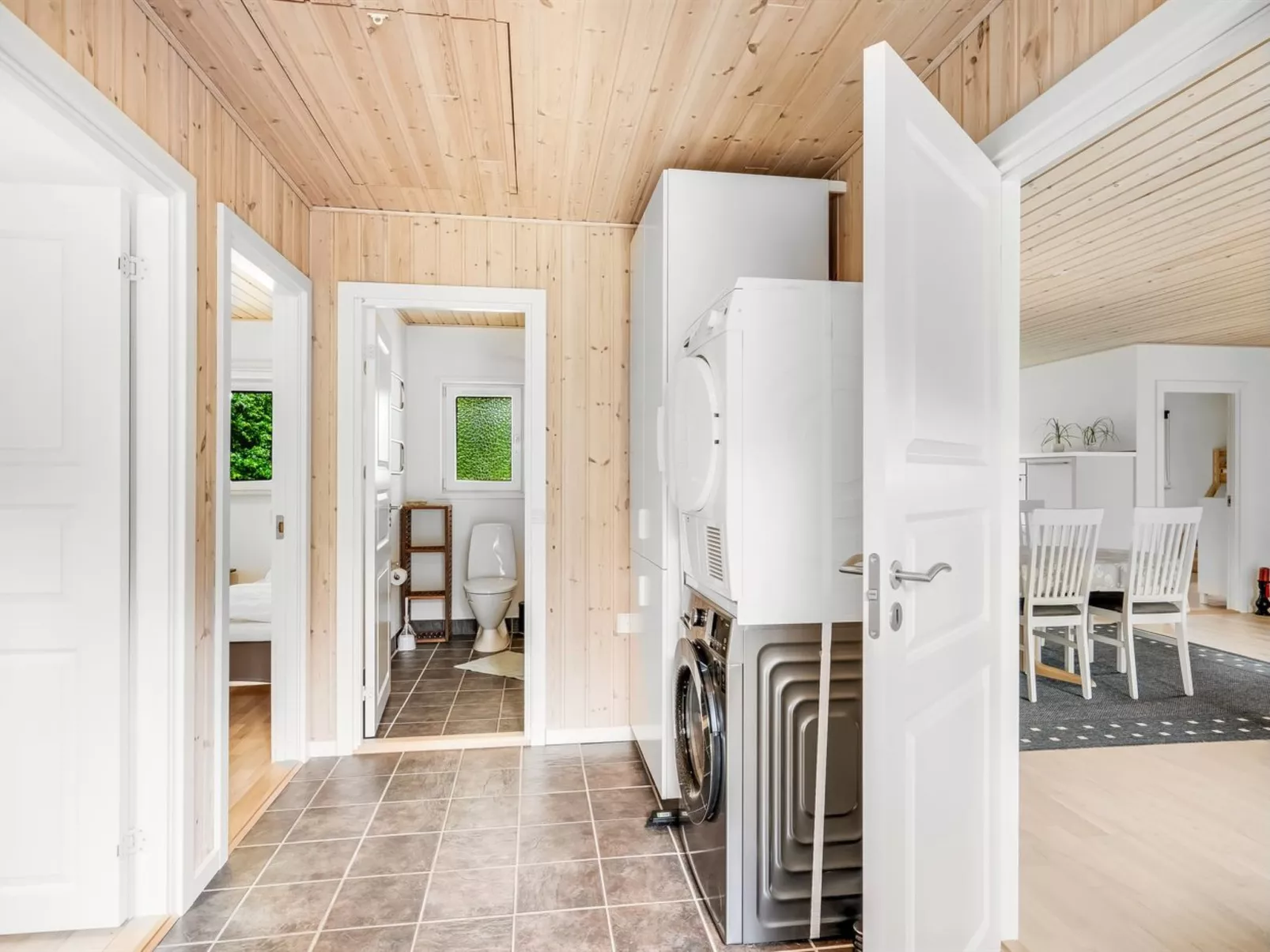 "Ara" - 1.4km from the sea-Dedans