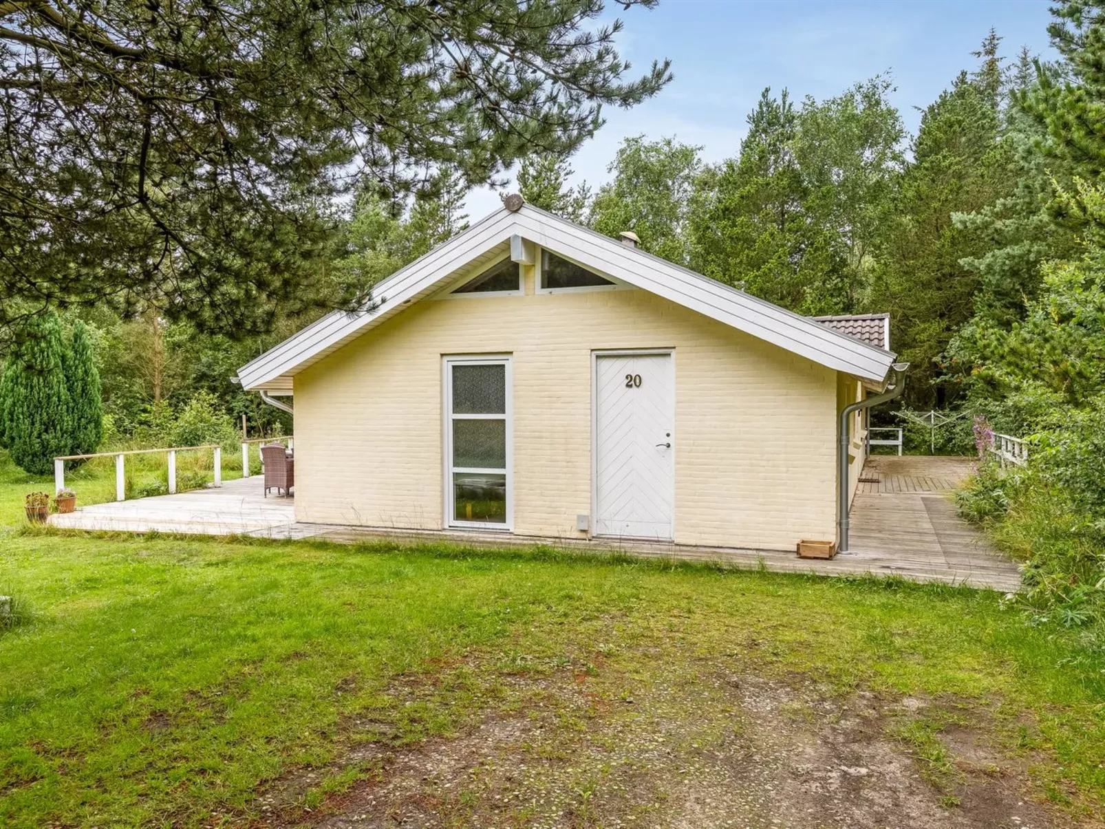 "Samine" - 2km from the sea-Outside