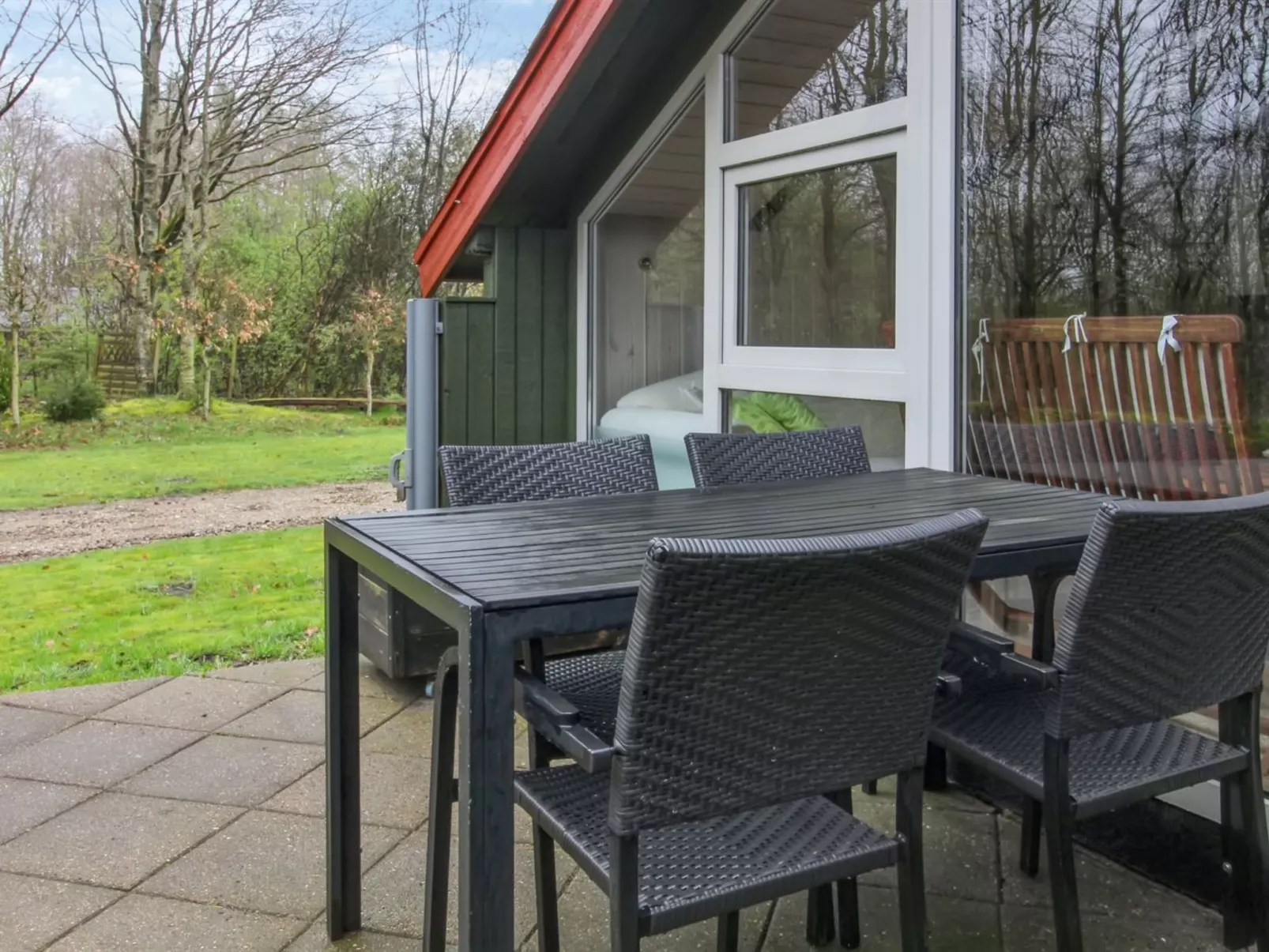 "Gabi" - 30km from the sea-Draußen