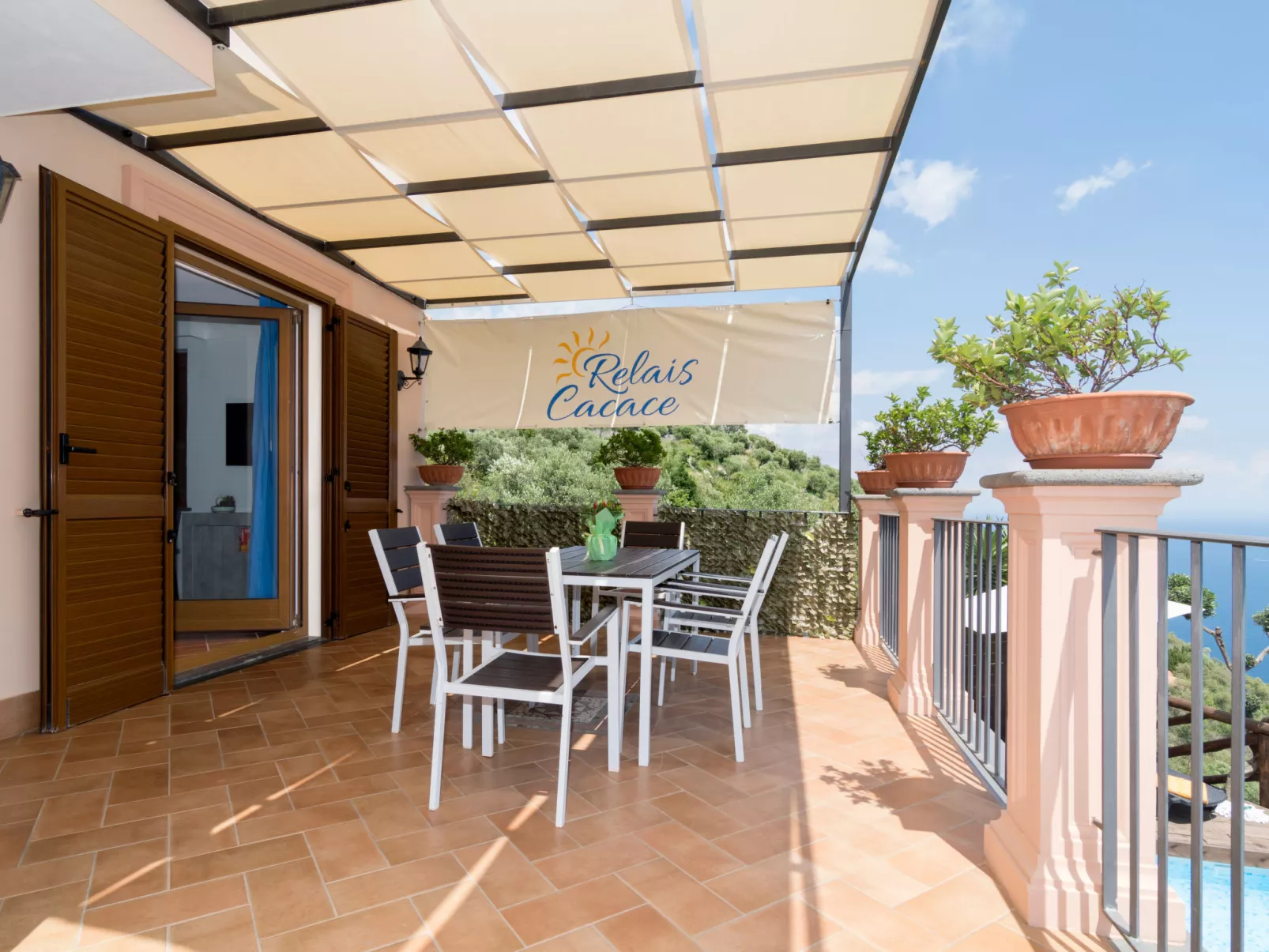 Relais Cacace-Outside