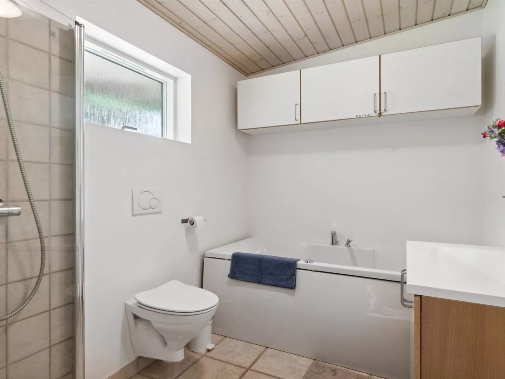 "Dagny" - 100m from the sea-Inside