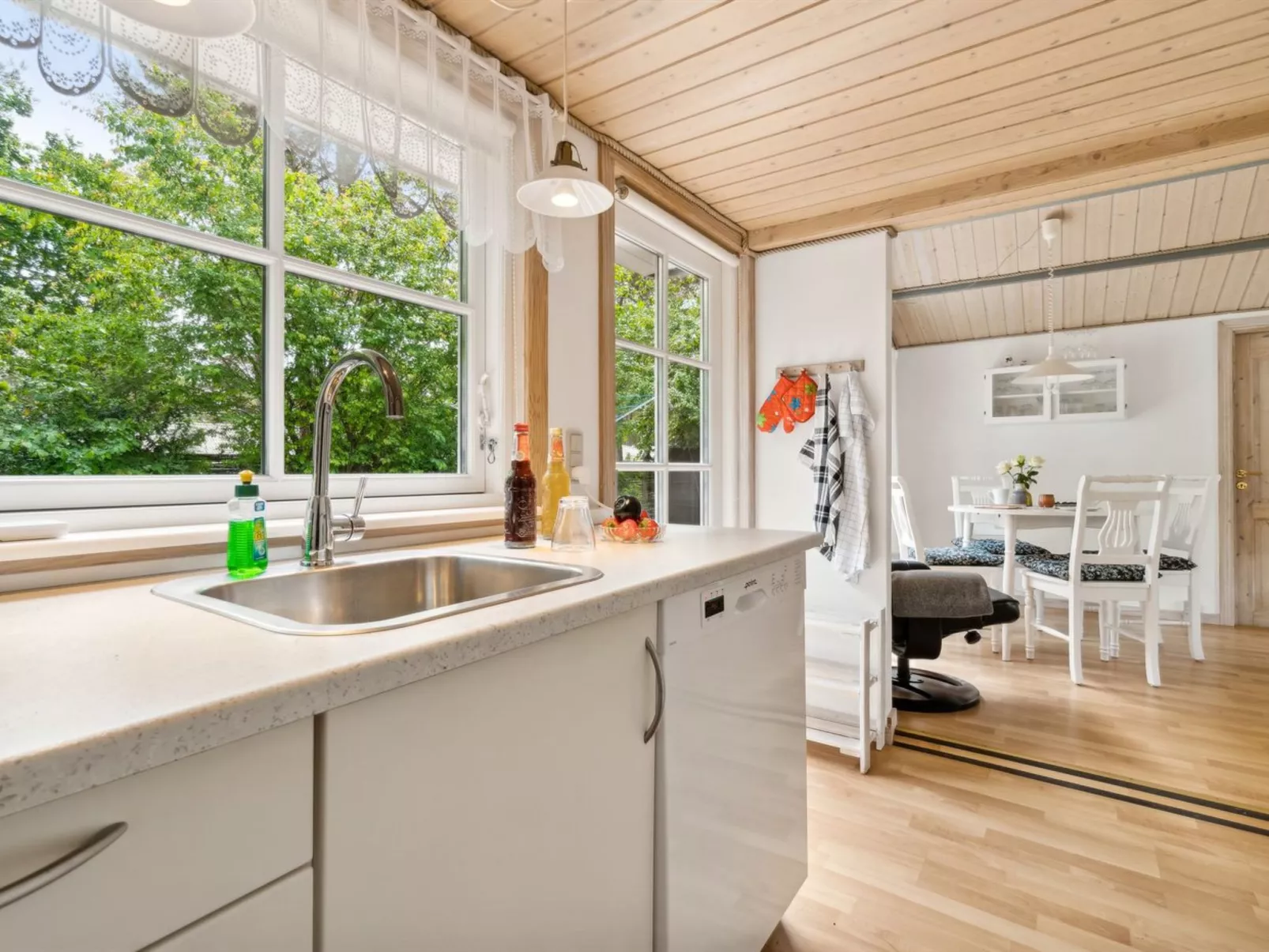 "Konrad" - 270m from the sea-Inside