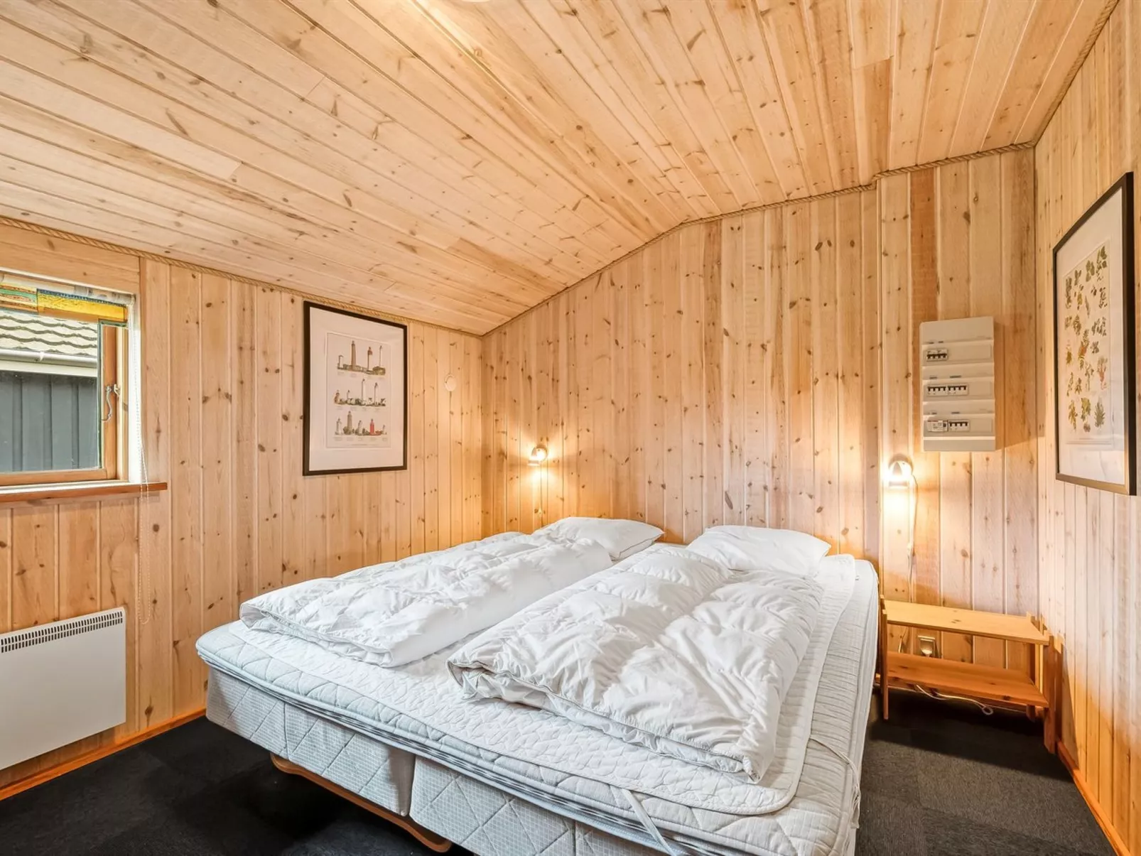 "Åsa" - 500m to the fjord-Inside