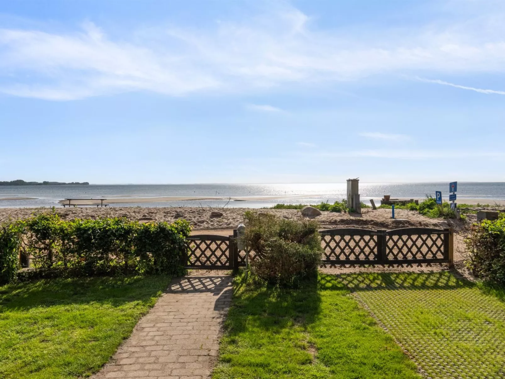 "Anselmi" - 25m from the sea-Outside