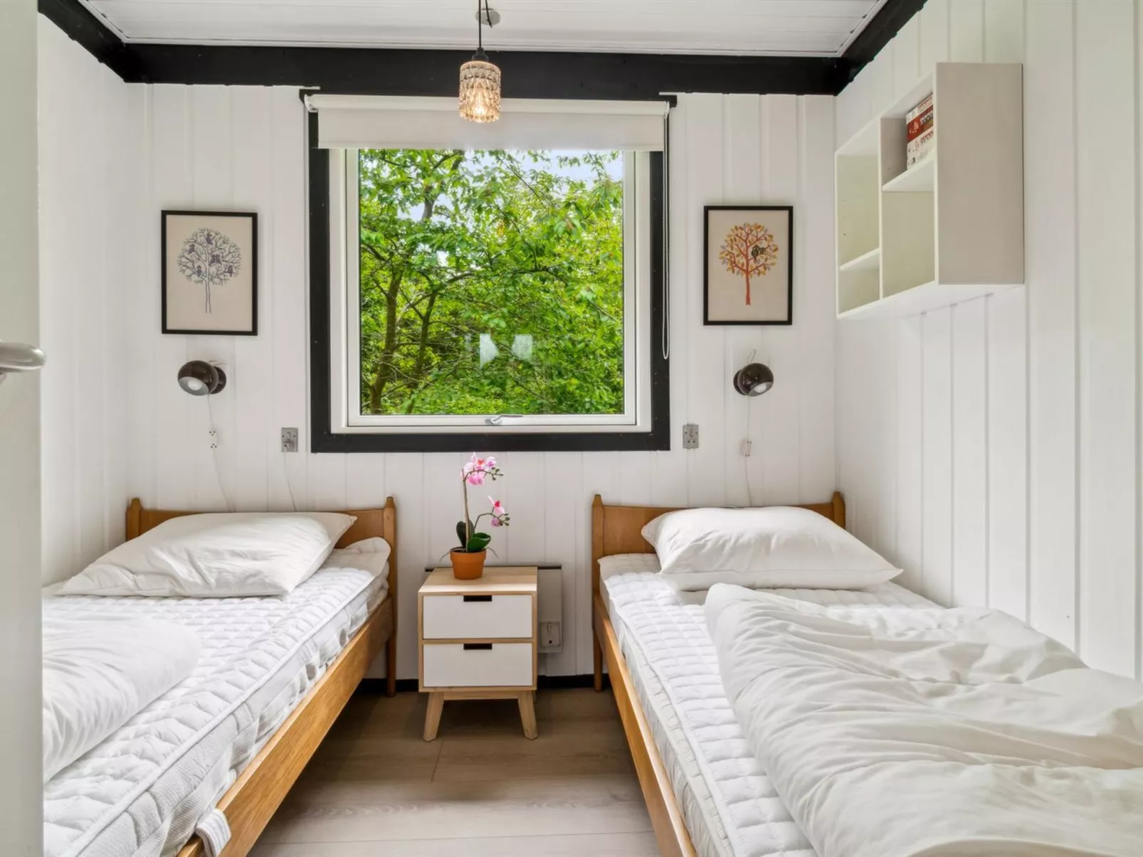 "Sybilla" - 600m from the sea-Inside