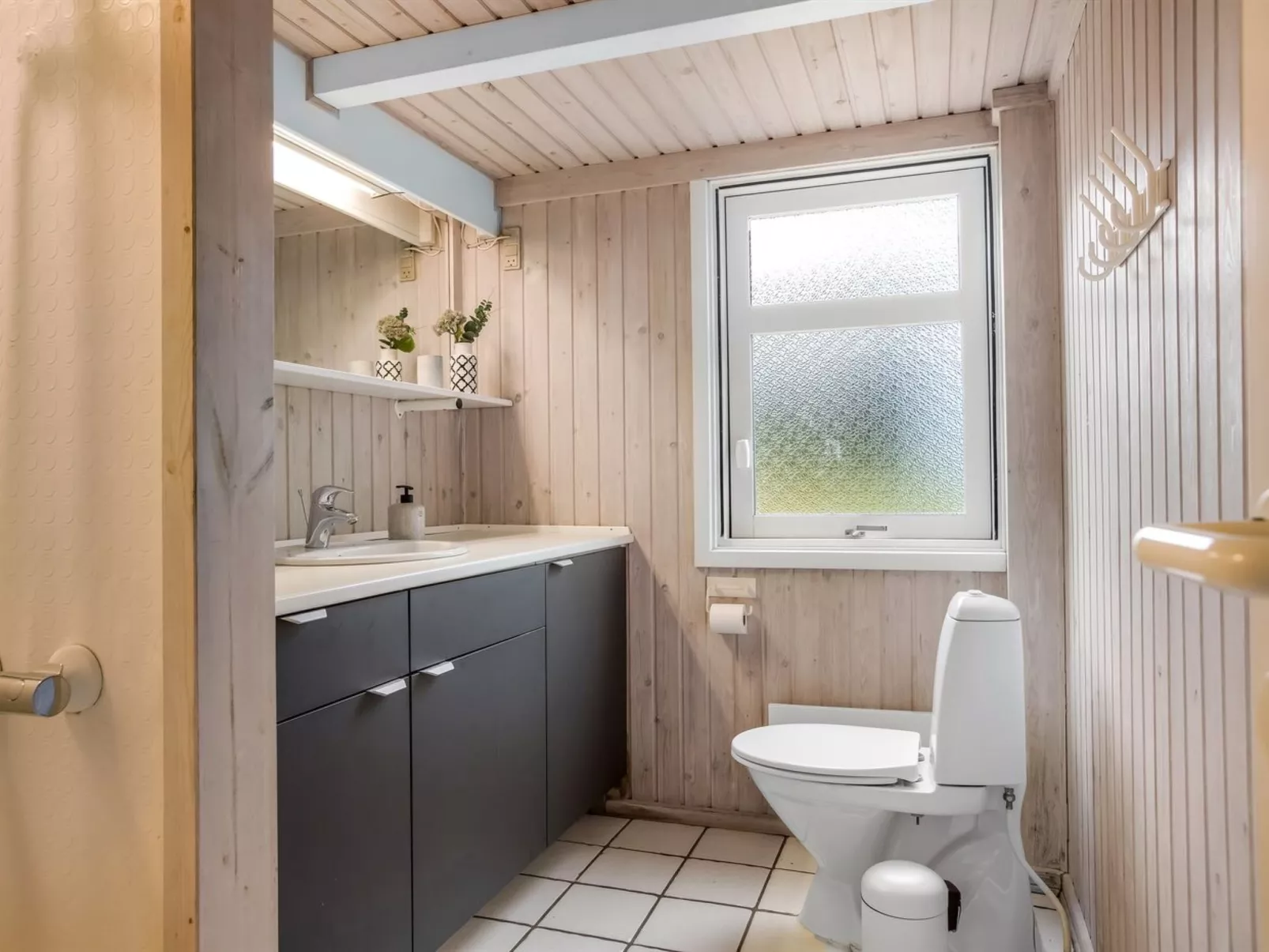 "Tabithe" - 500m from the sea-Drinnen