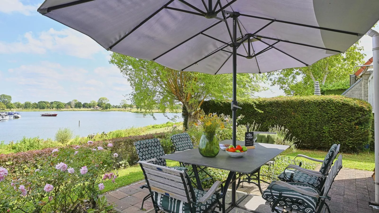 Rose Garden-Jardins en été