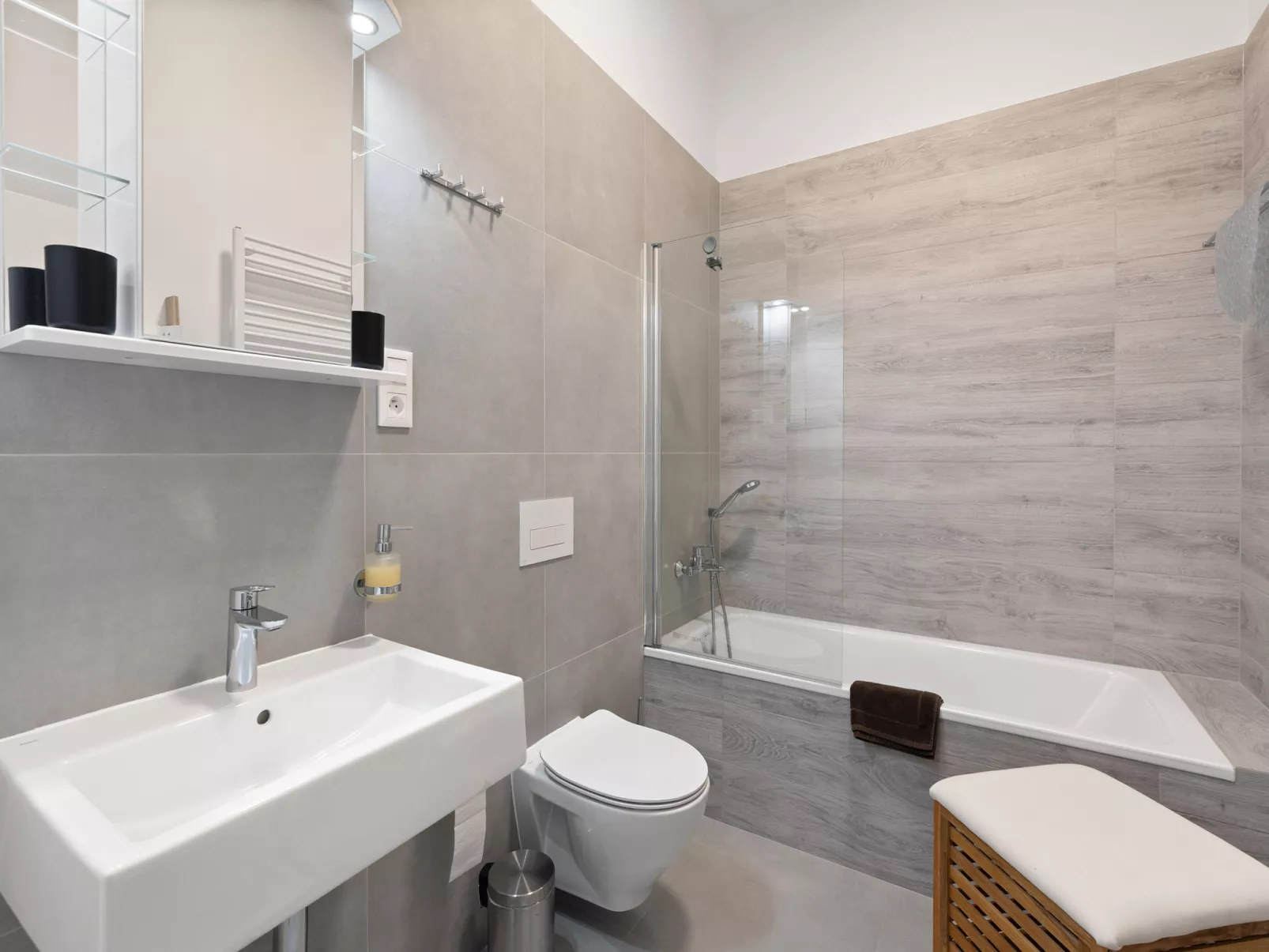 Javorná Lodge-Dedans