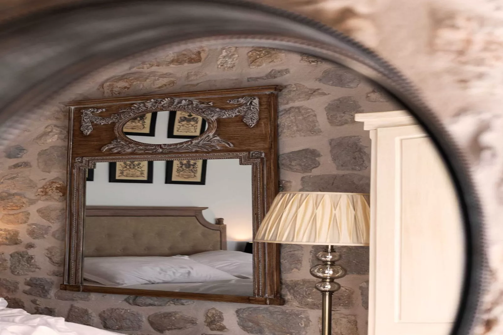 Vivaldi - Deluxe Double Room with Side City View (S3)-Innenbereich