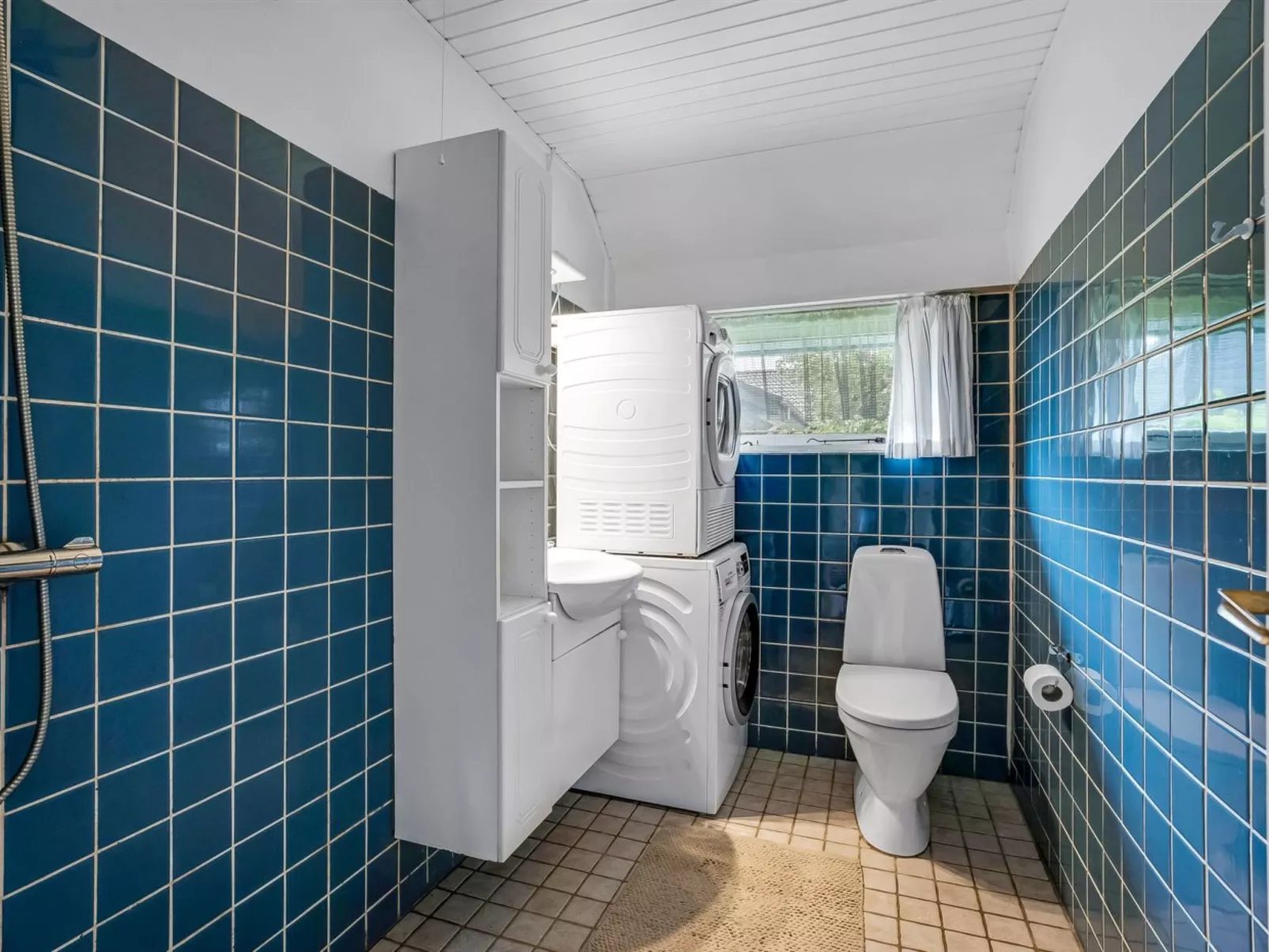 "Frida" - 125m from the sea-Inside