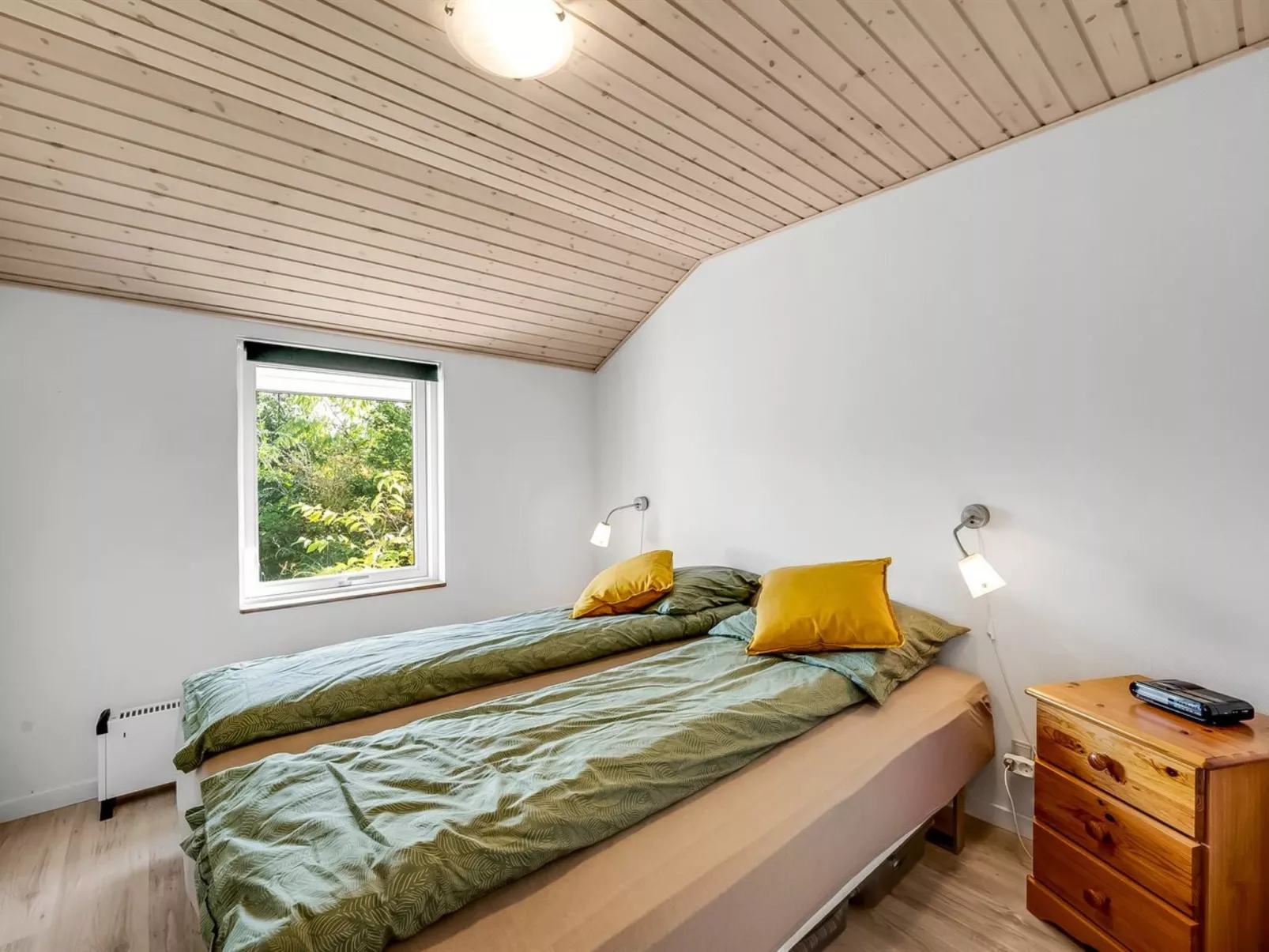 "Pirjo" - 350m to the fjord-Dedans