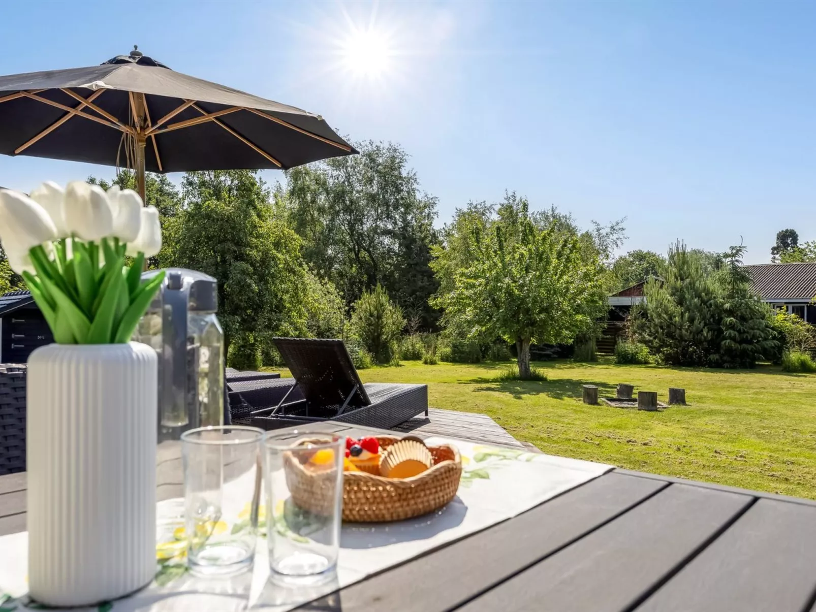 "Laulu" - 200m from the sea-Draußen