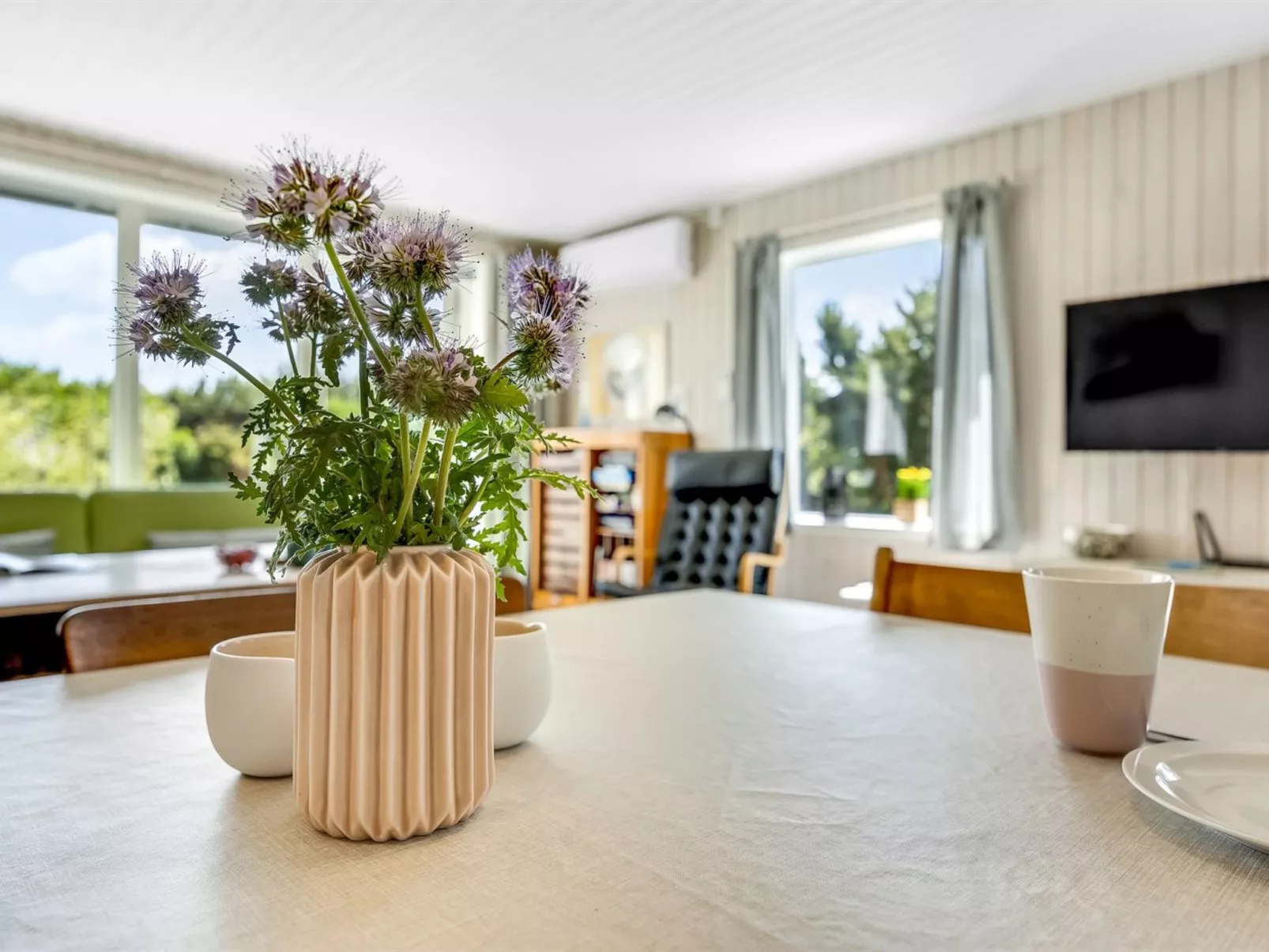 "Hermanni" -  from the sea-Inside