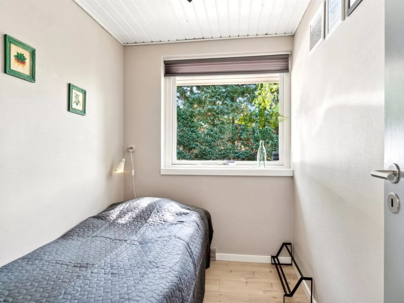 "Hjalmine" - 1.4km from the sea-Inside