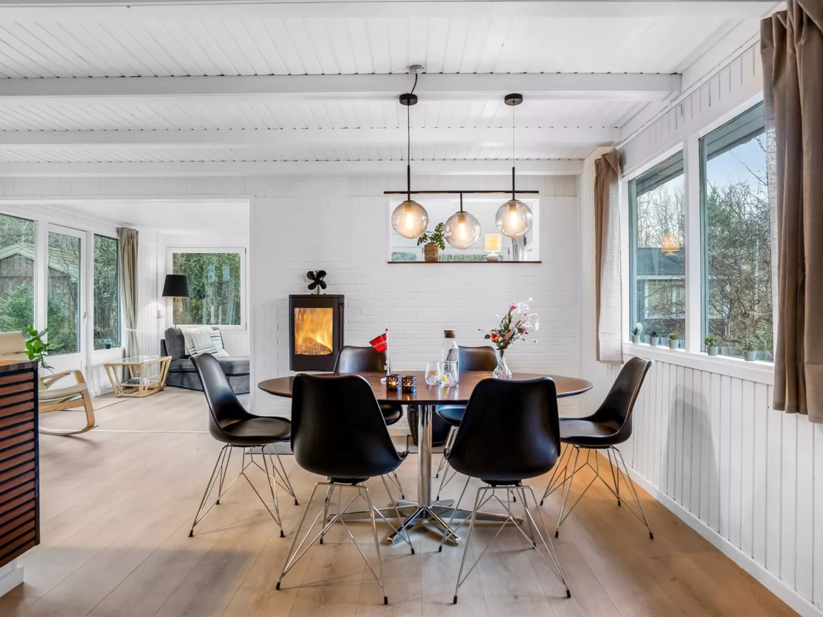 "Gunnil" - 400m from the sea-Drinnen