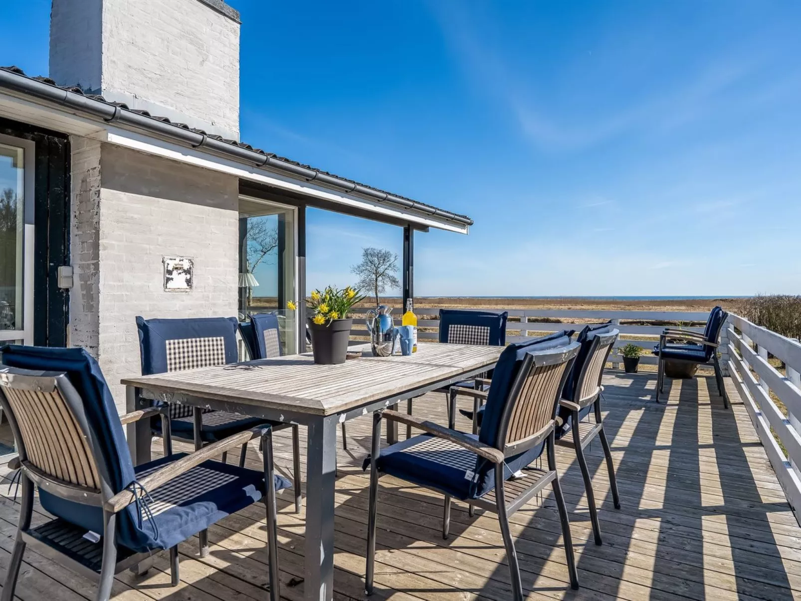 "Jaike" -  from the sea-Draußen