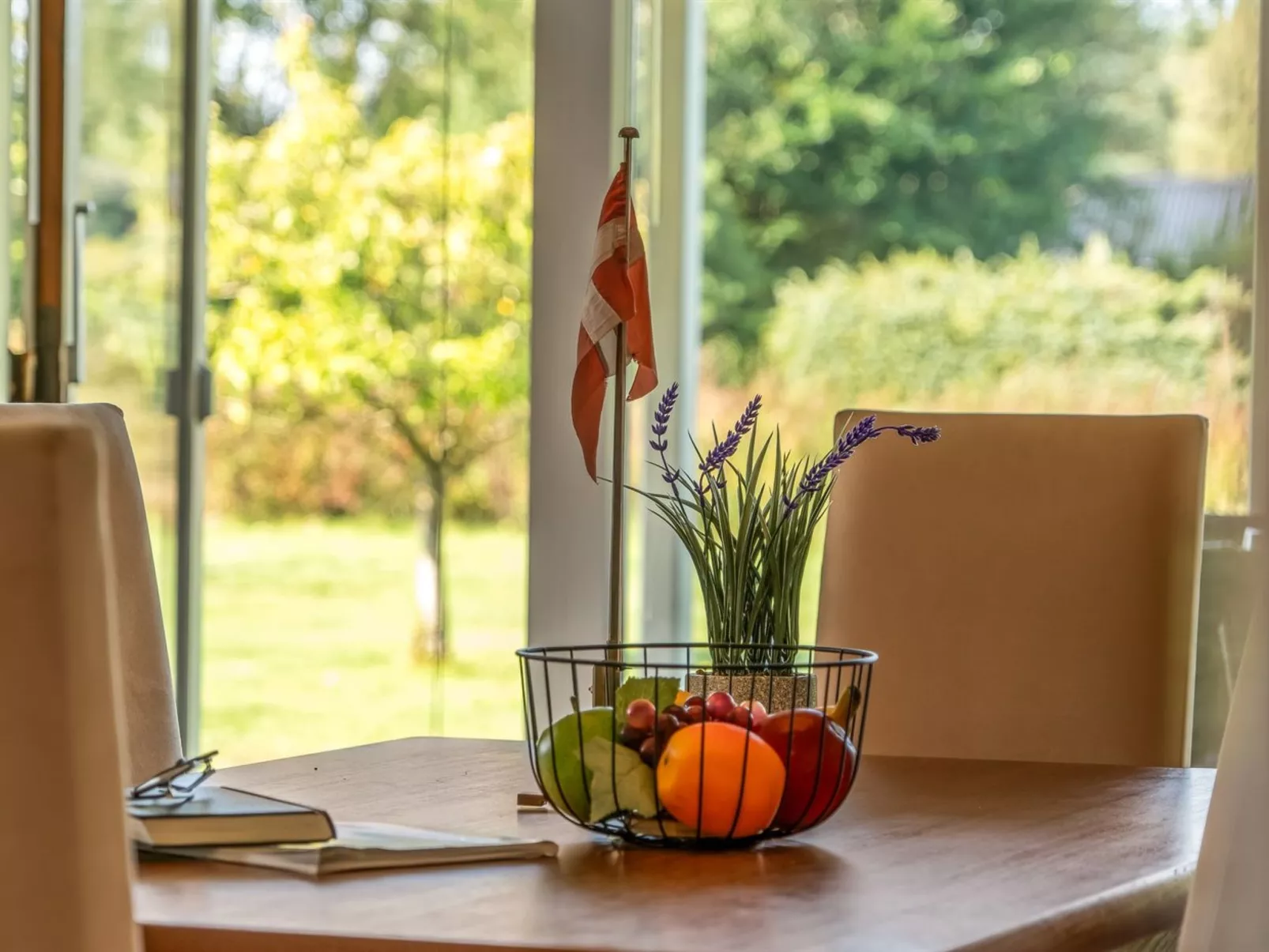 "Galmand" -  from the sea-Dedans