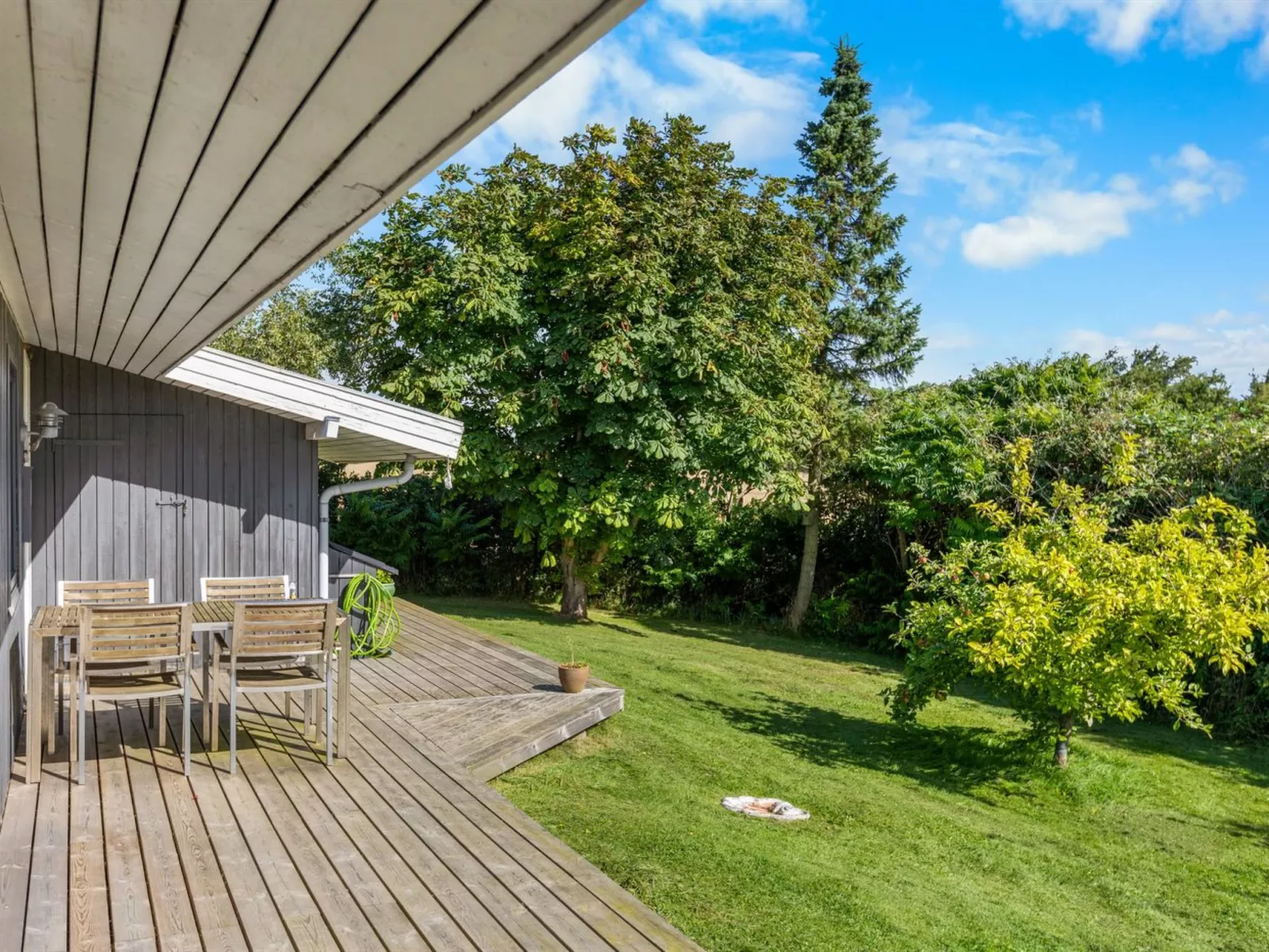 "Dorathea" - 360m from the sea-Draußen