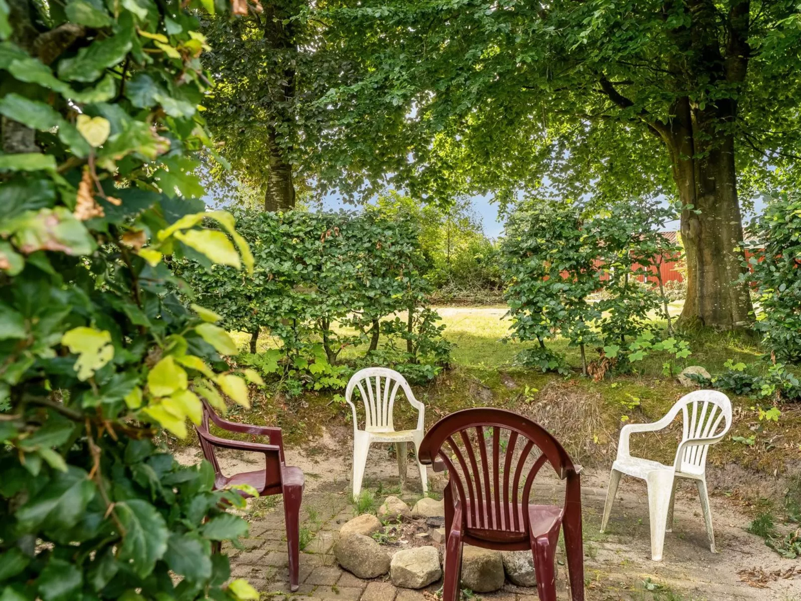 "Jantje" - 500m to the fjord-Outside