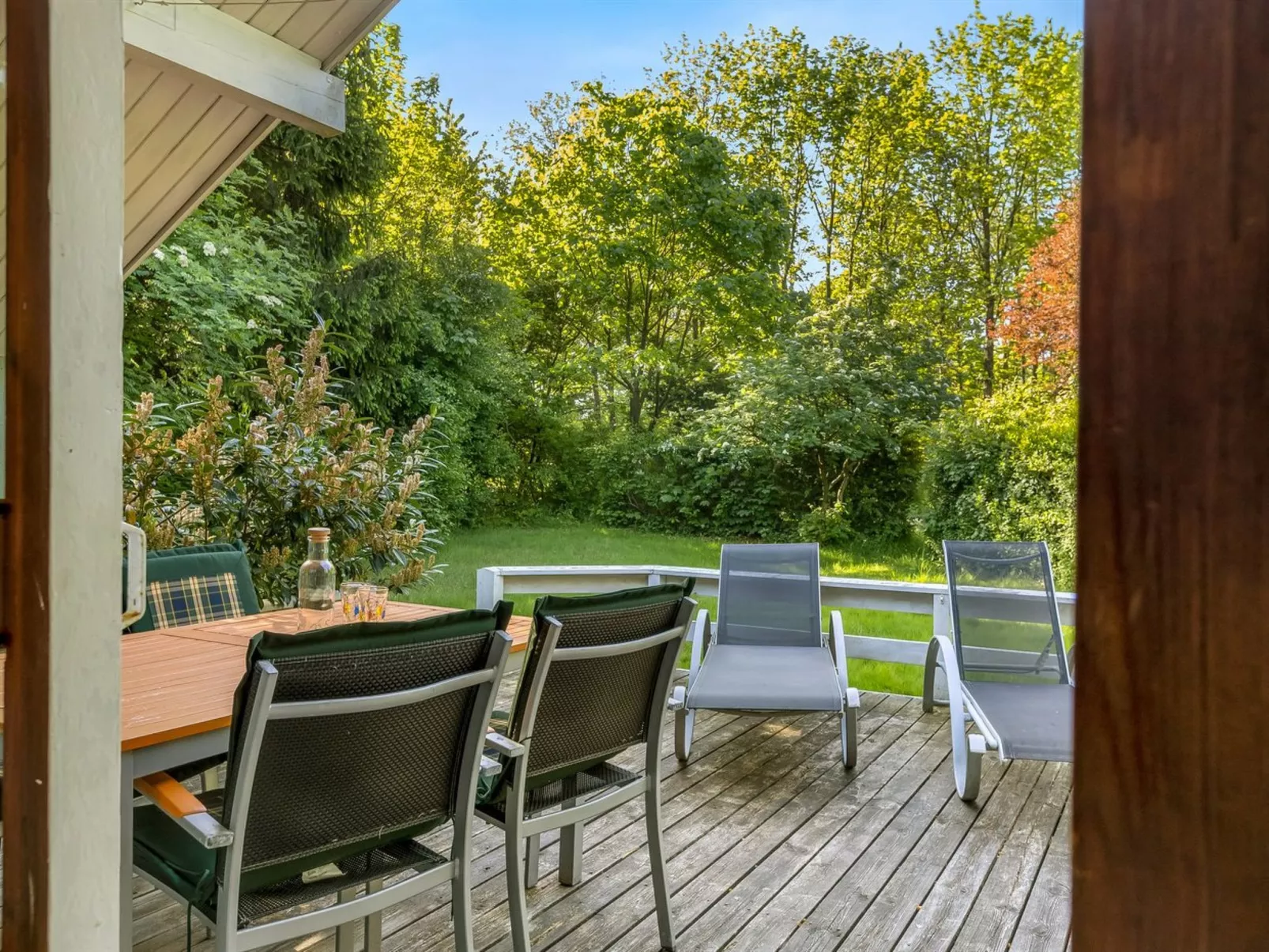 "Ung" - 30km from the sea-Outside