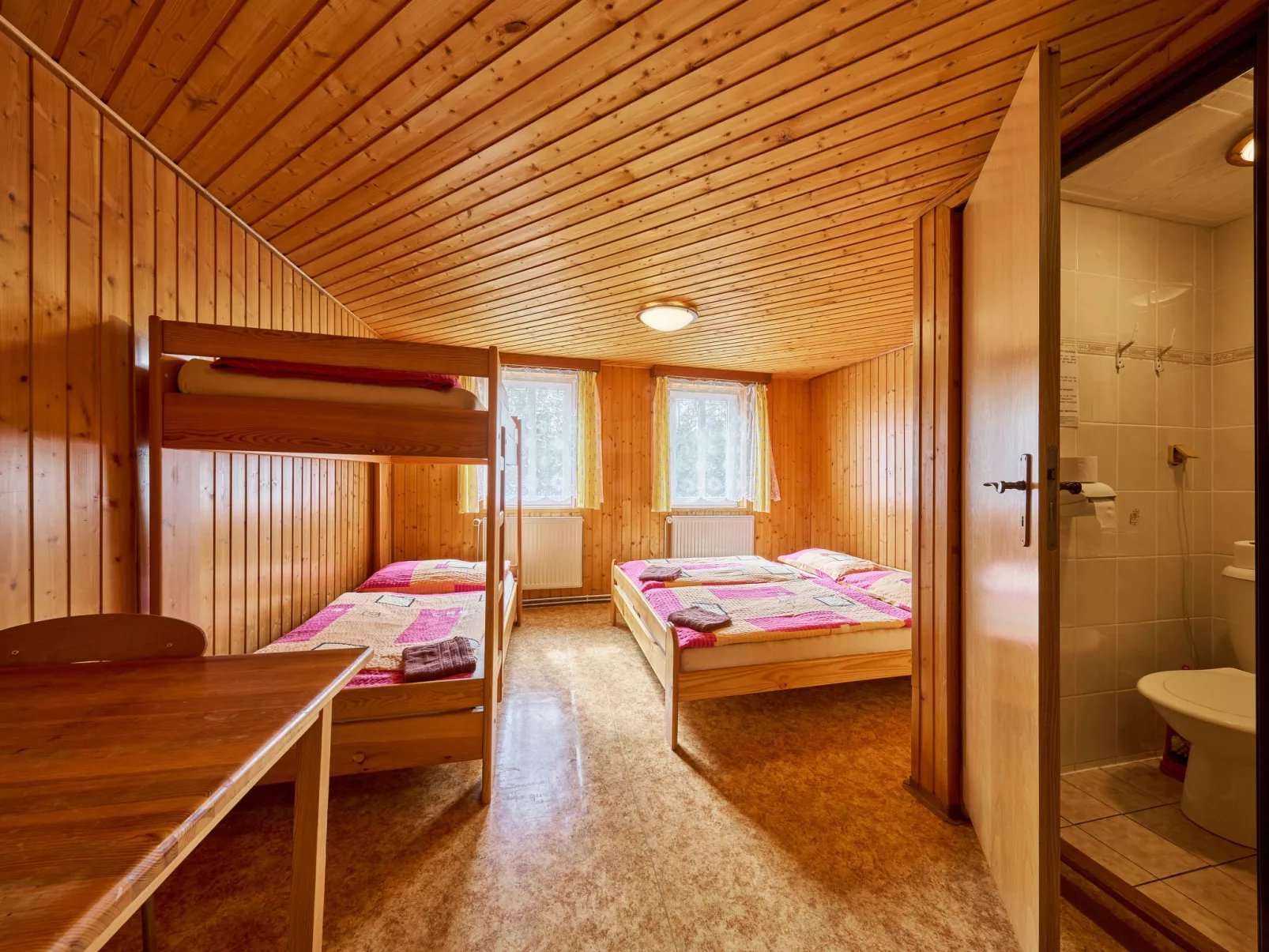 Švýcarský dvůr Lodge-Dedans