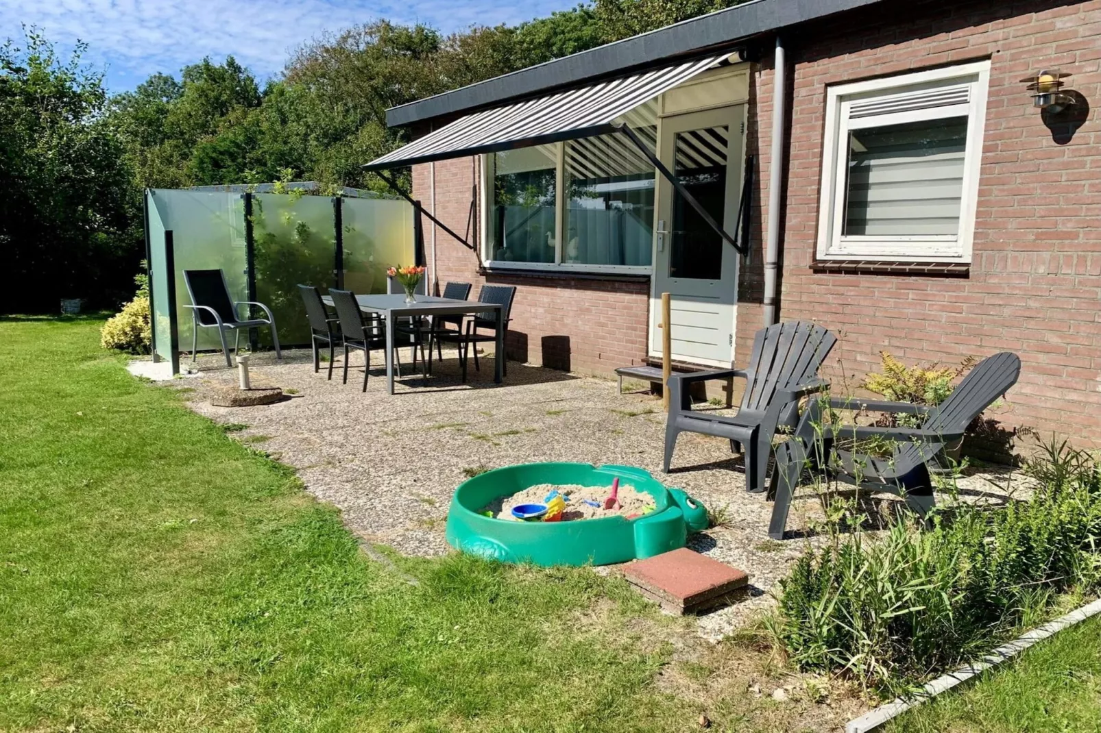 Eureka 061-Garten Sommer