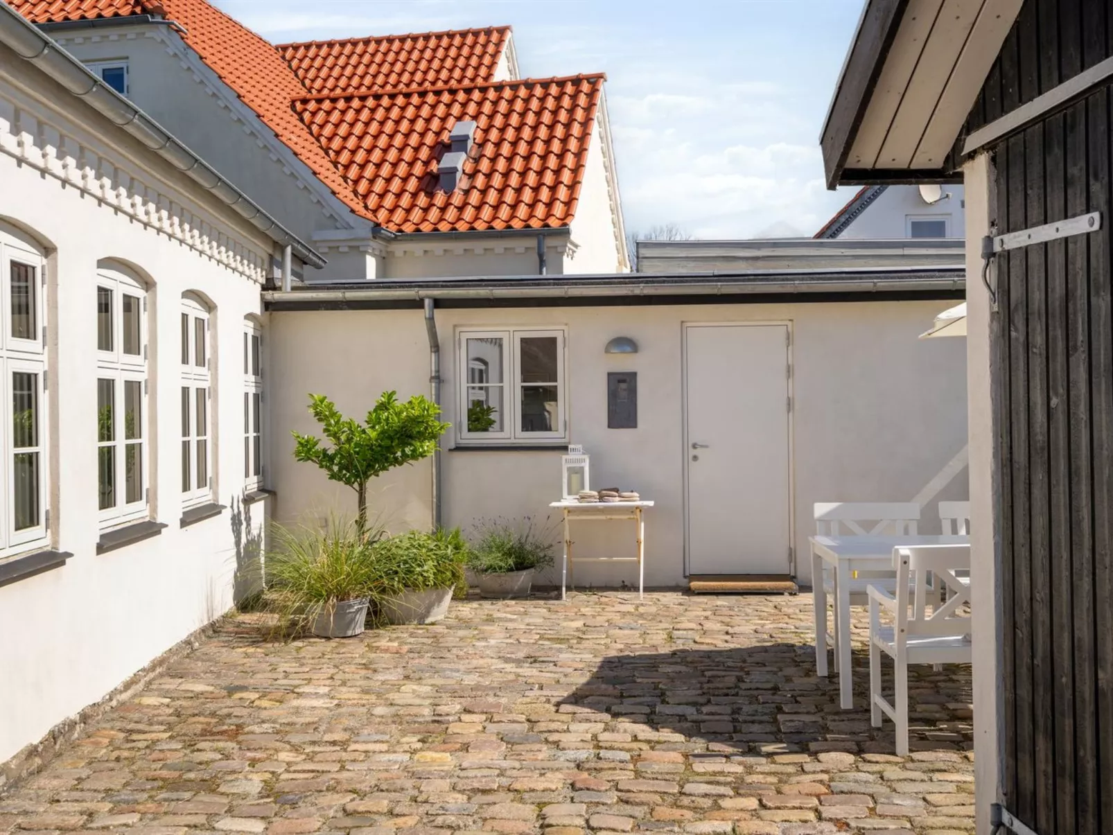 "Devis" - 75m from the sea-Outside