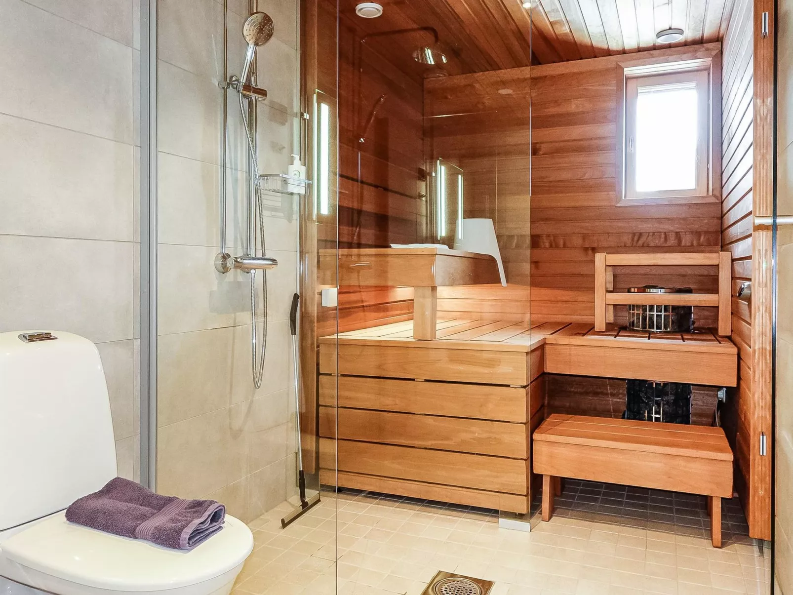 Levin kunkku b5-Dedans