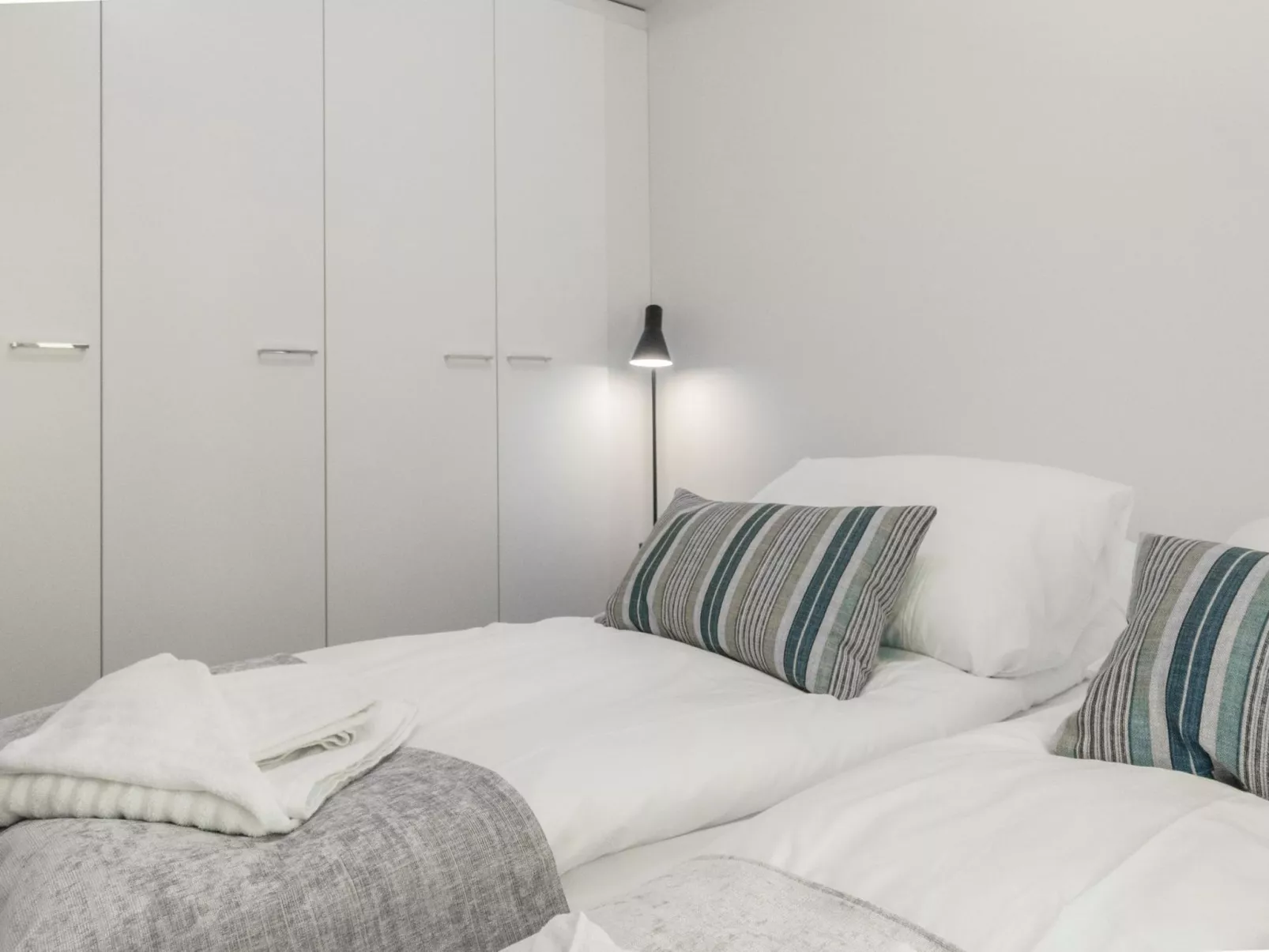 Tievan aurinkorinne dina-Dedans