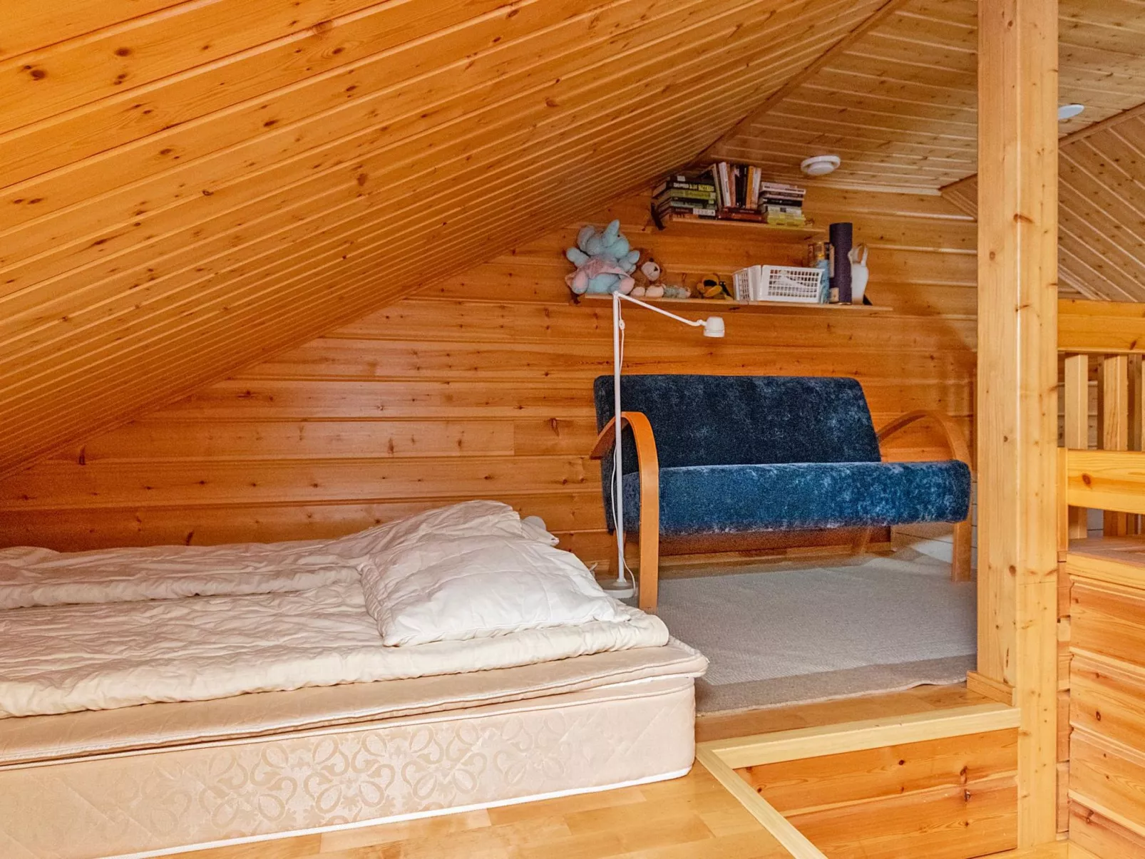 Kuksatie 7 b-Drinnen