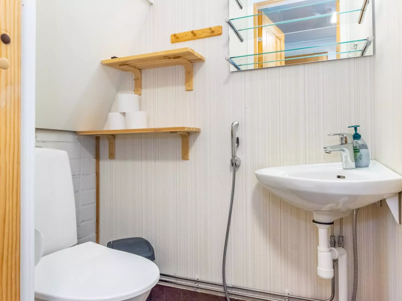 Teerenpesue g 61-Inside