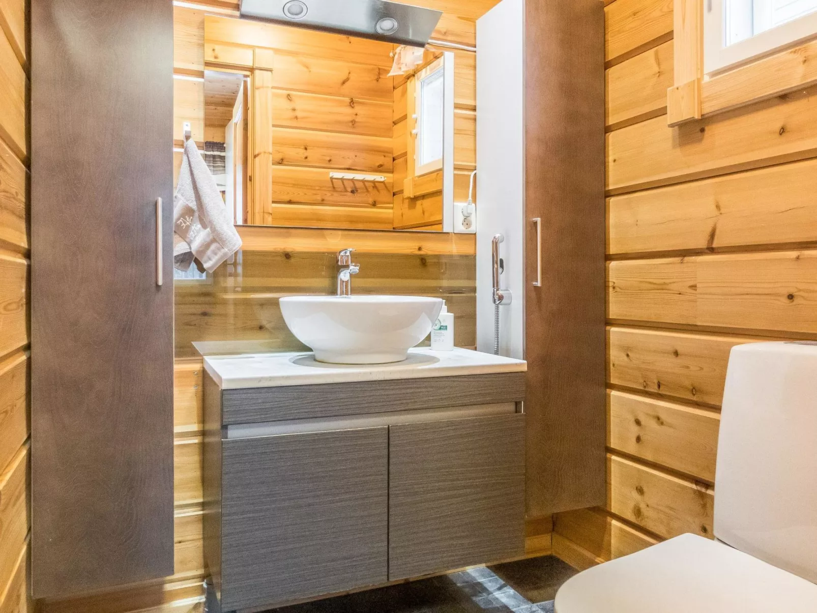 Vaahtissuvanto-Inside