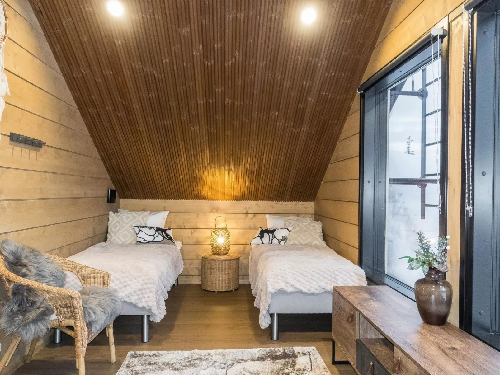 Levin kuiskaus-Dedans