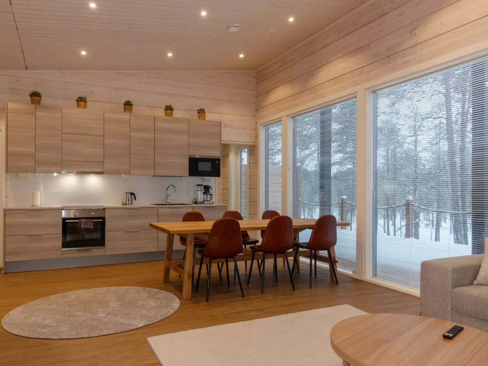 Villa paadari-Drinnen