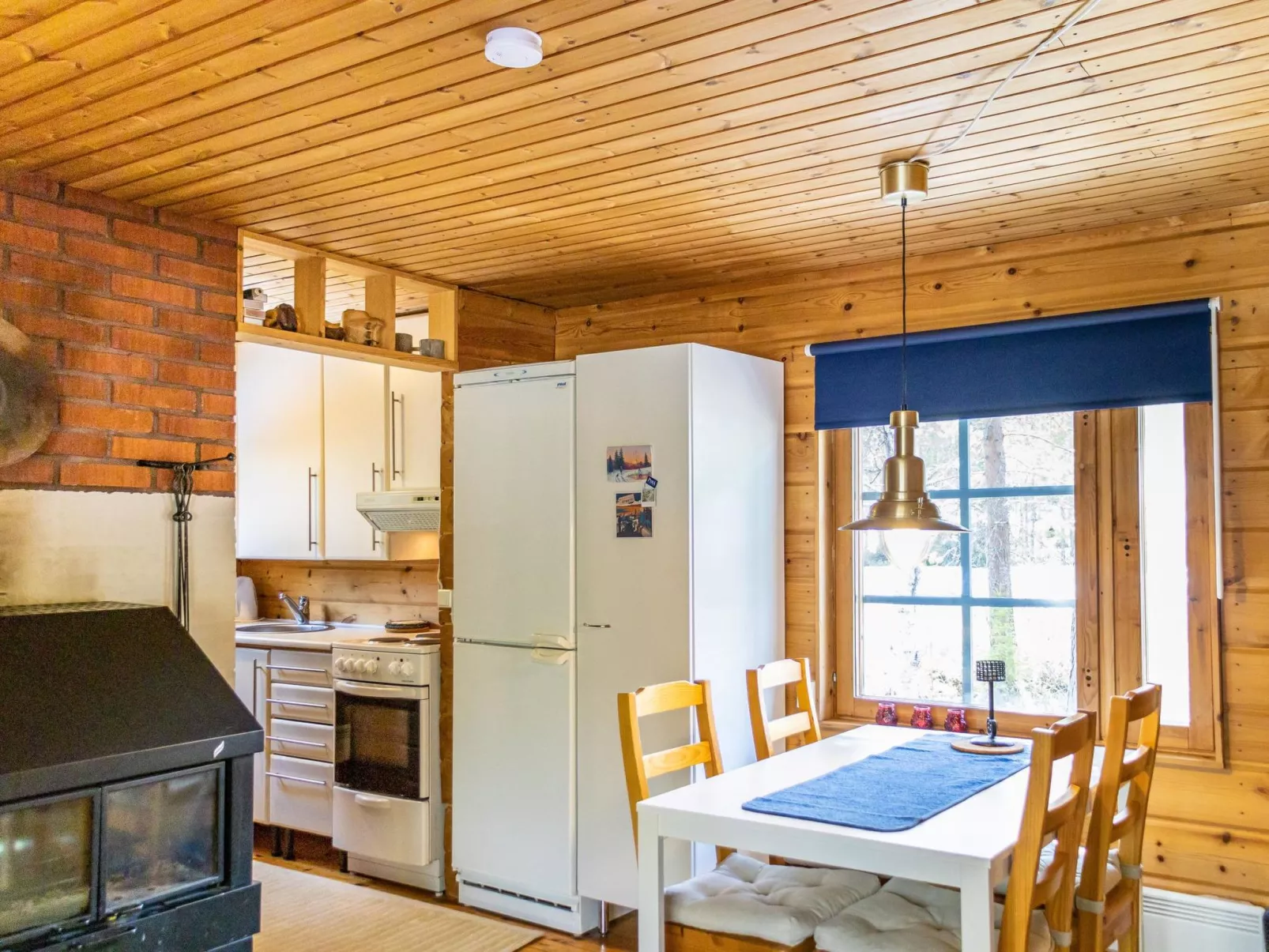 Pyhä pikkukarhu-Inside