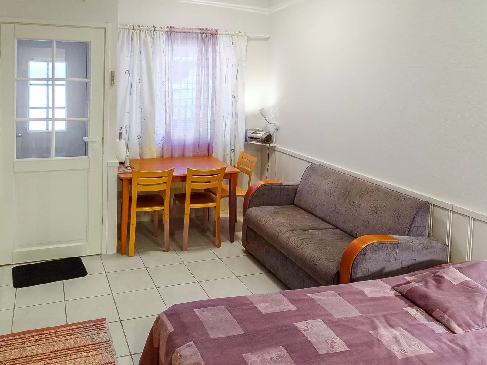 Moonlight 111-Inside