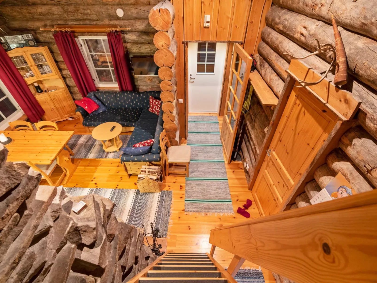 Lomaylläs d59 /palovaarankaarre 13 a-Dedans