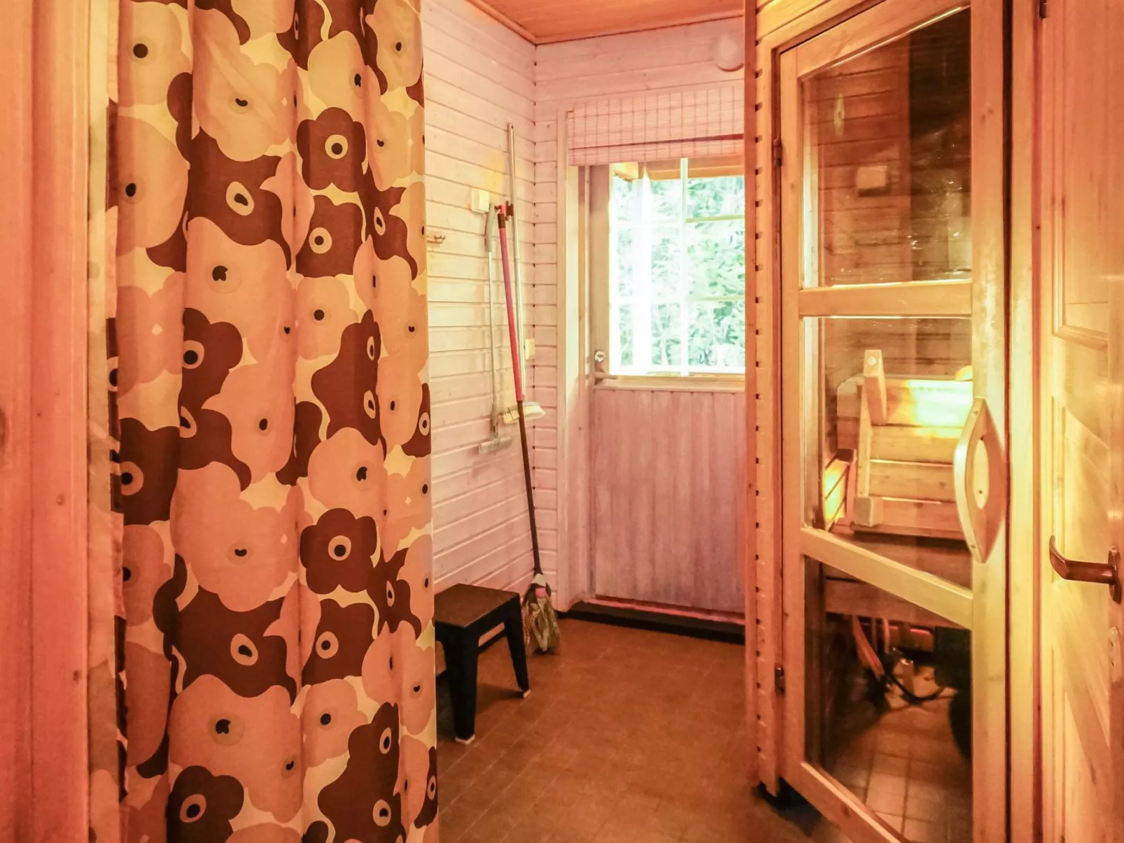 Isokoskelo 5-Drinnen