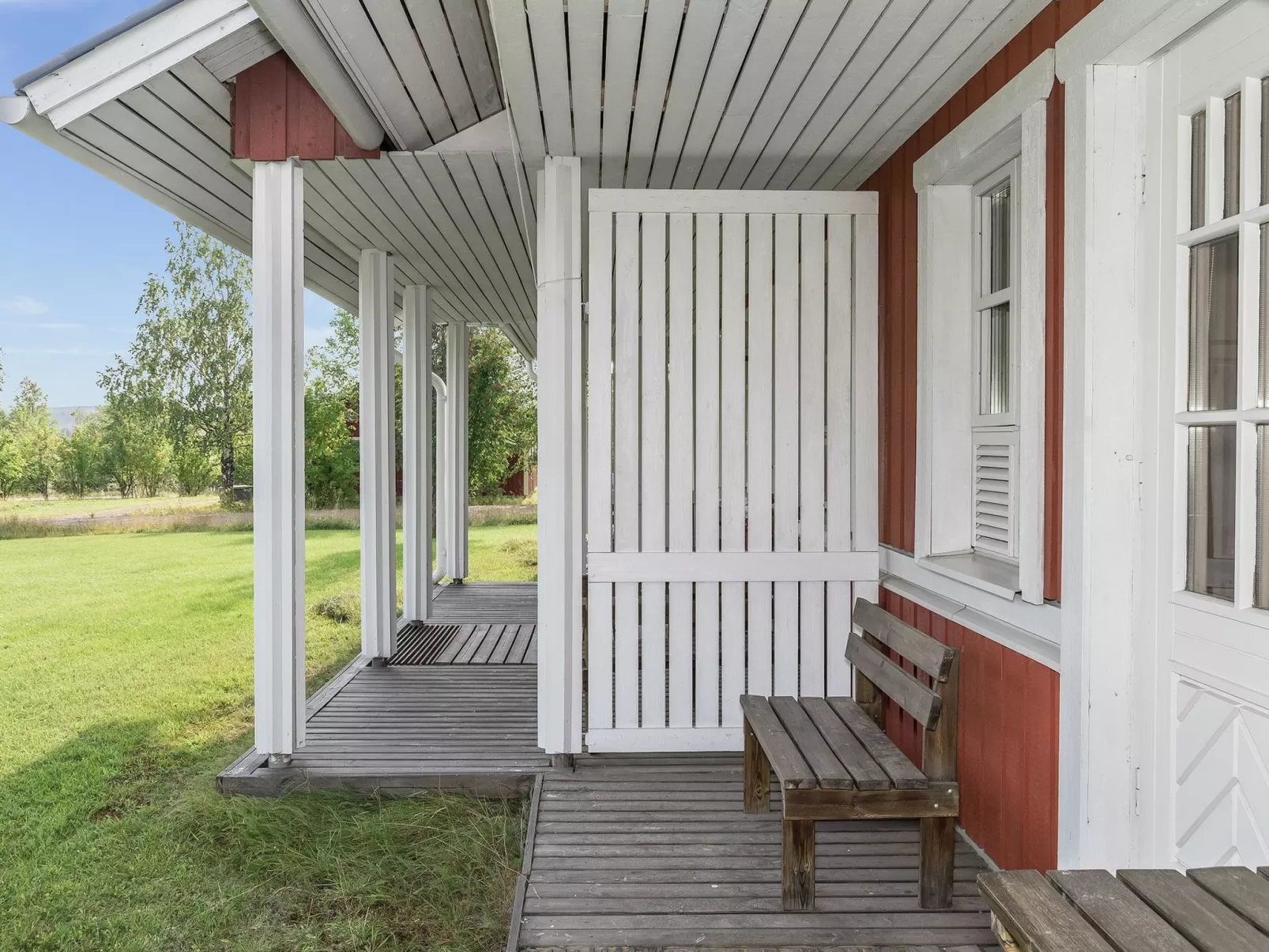 Ylläskarpalo 1 päätyhuoneisto-Drinnen