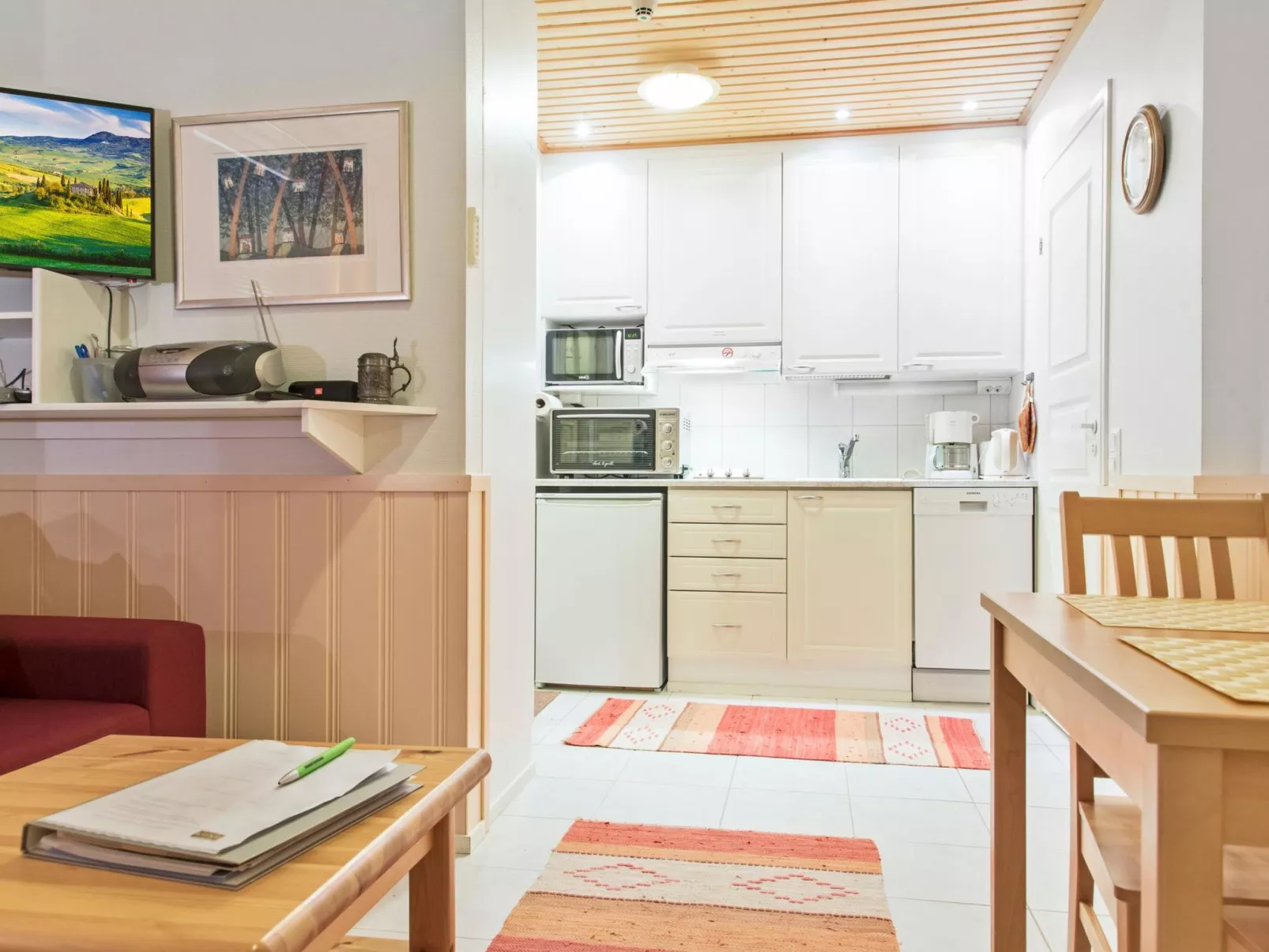 Yllästar 1 as 211-Inside