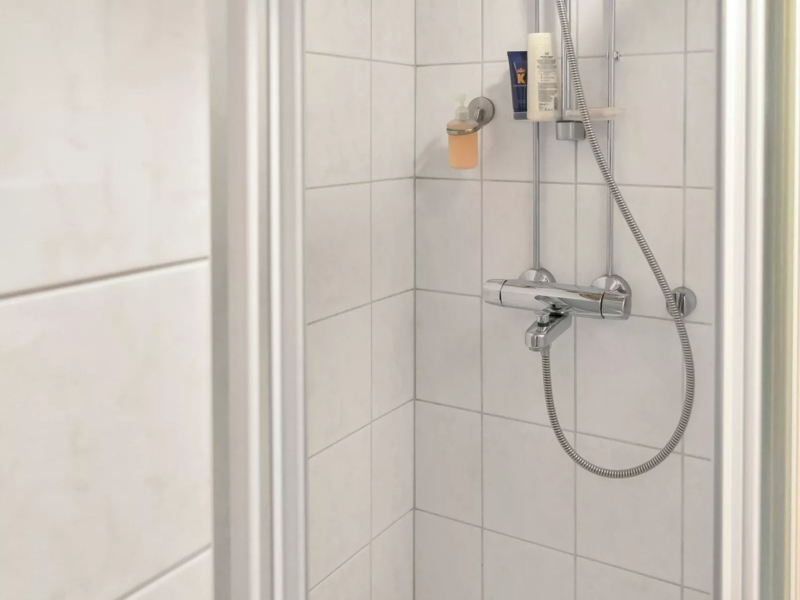 Yllästar 2 as 406-Drinnen