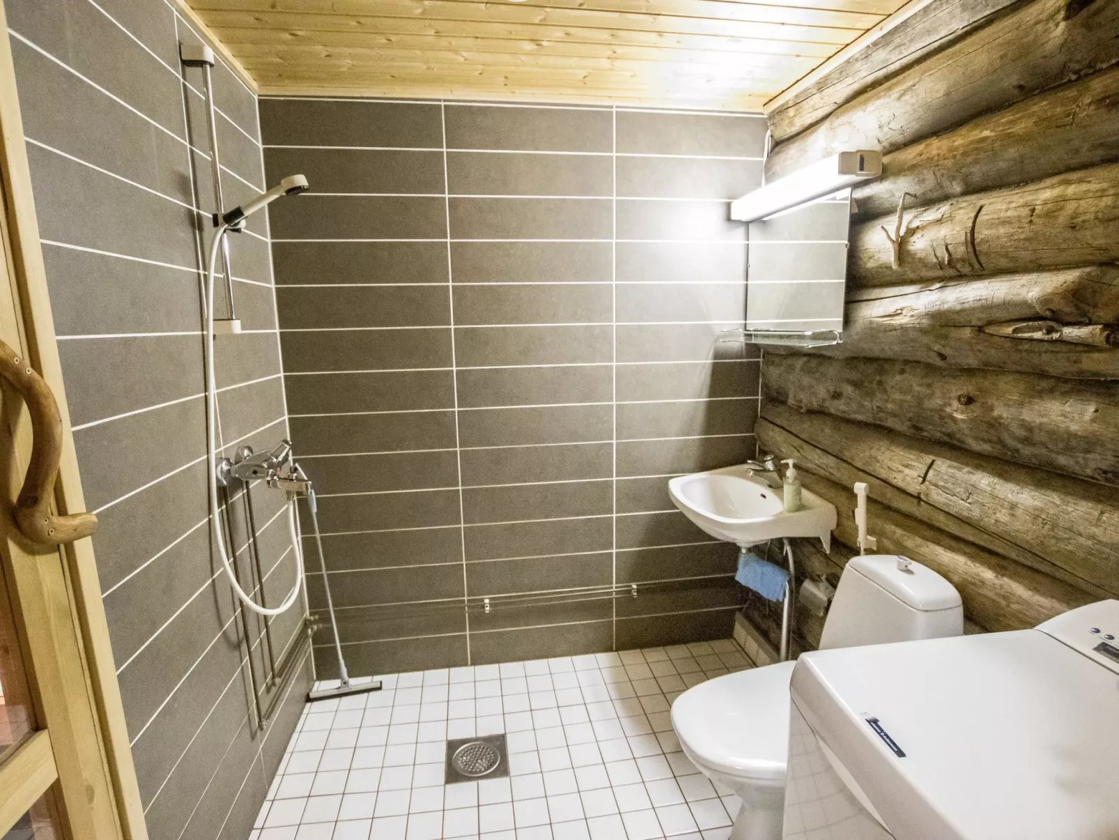 Ylläsrova b5 / kasku-Dedans