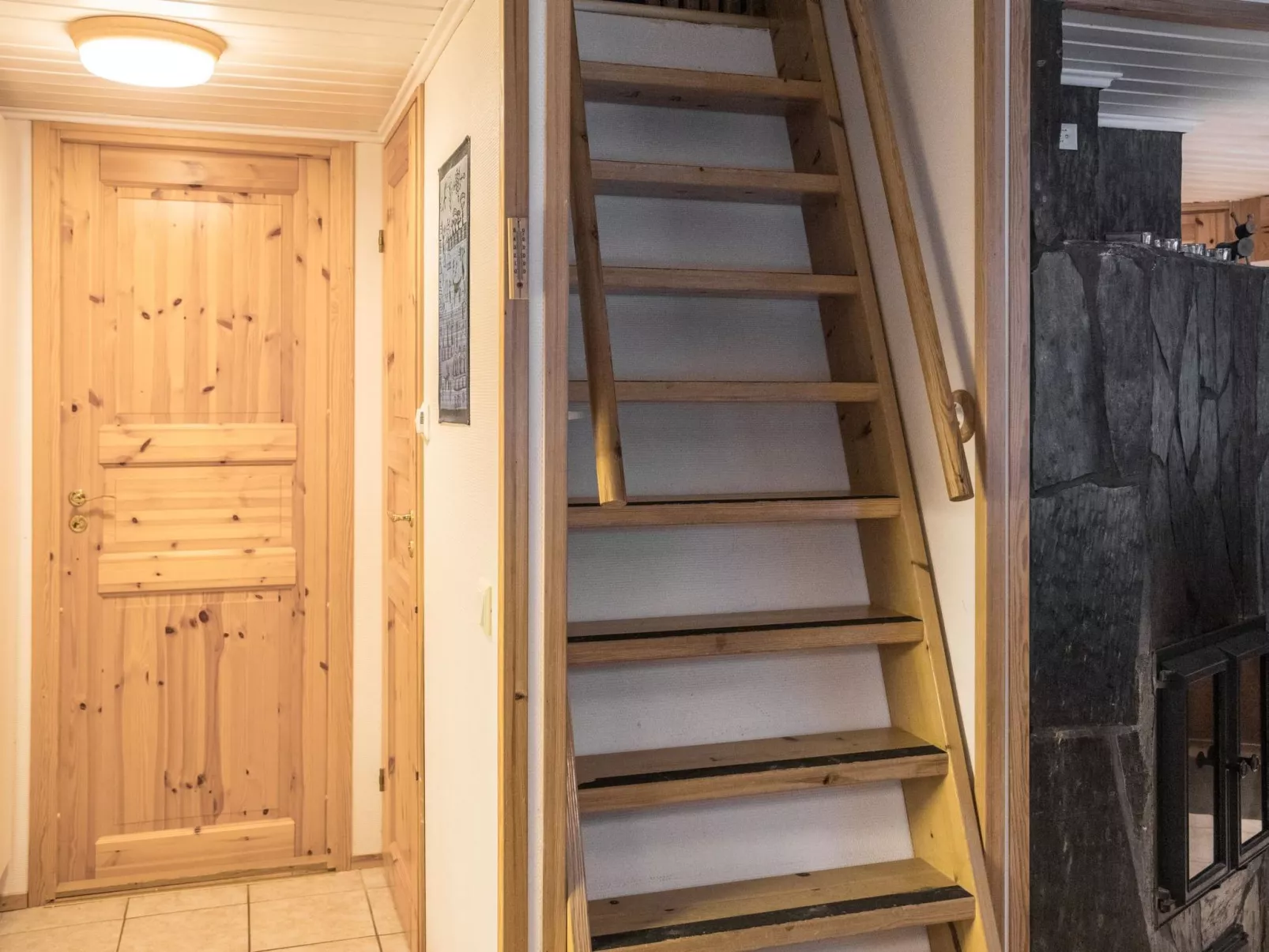 Äkäsakka b4-Dedans