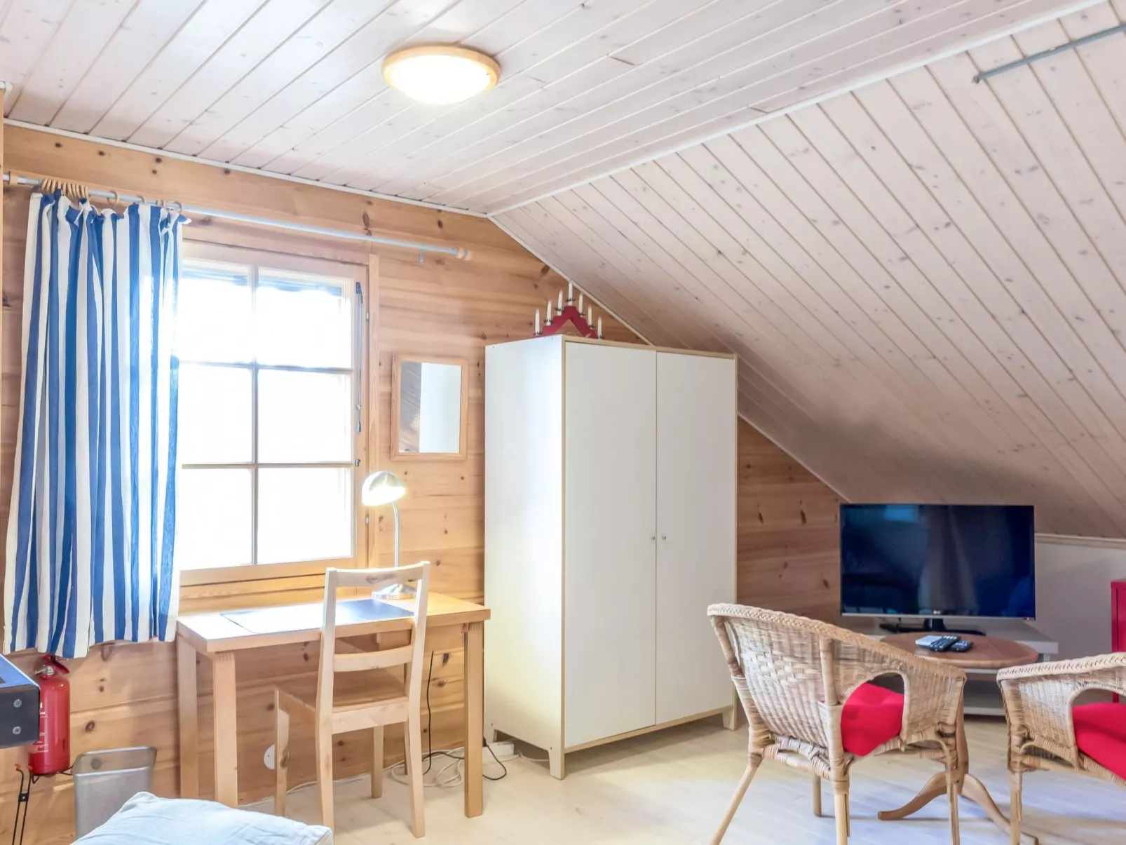 Kivalonmaa b-Drinnen